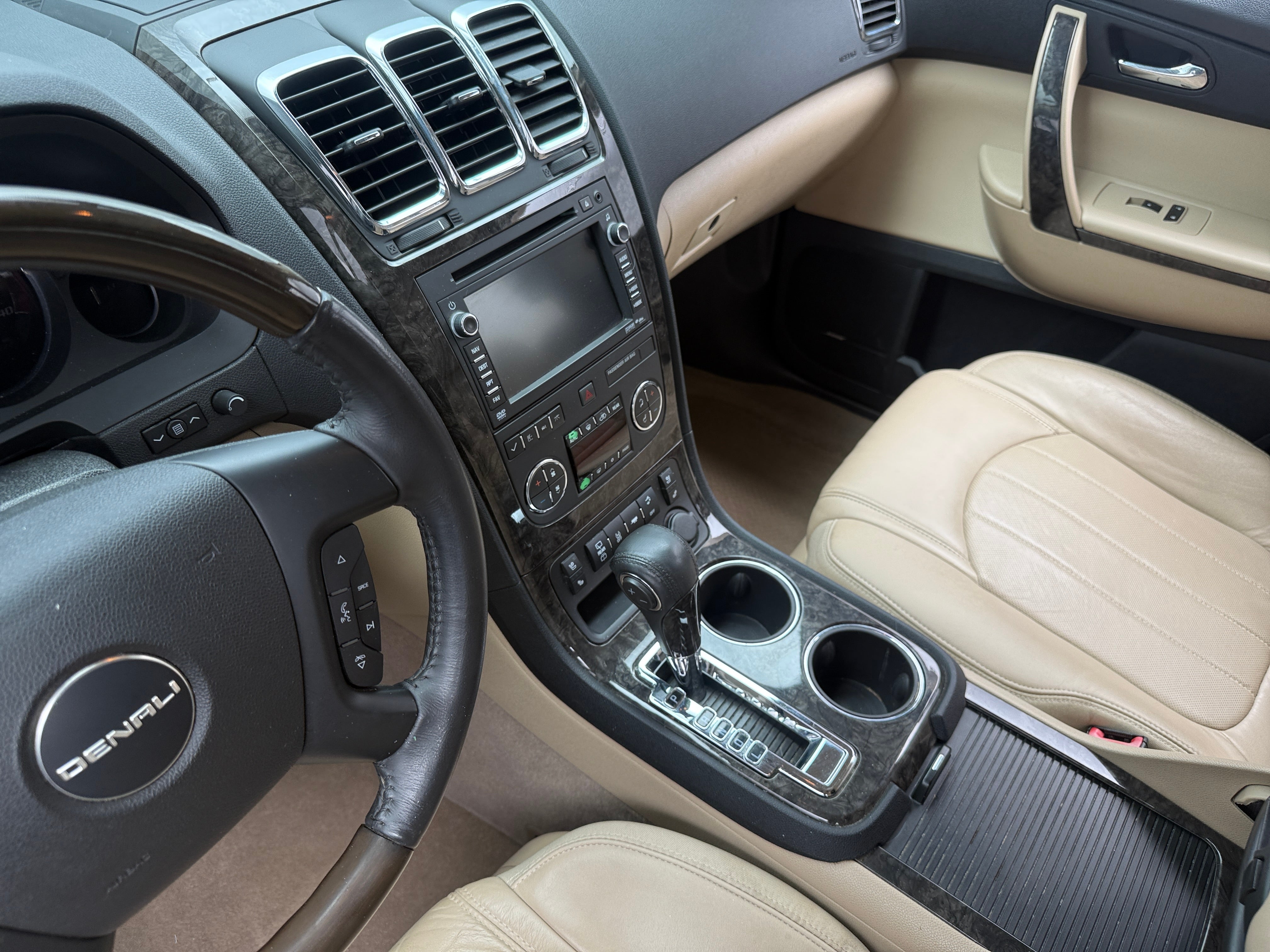 2012 GMC Acadia Denali