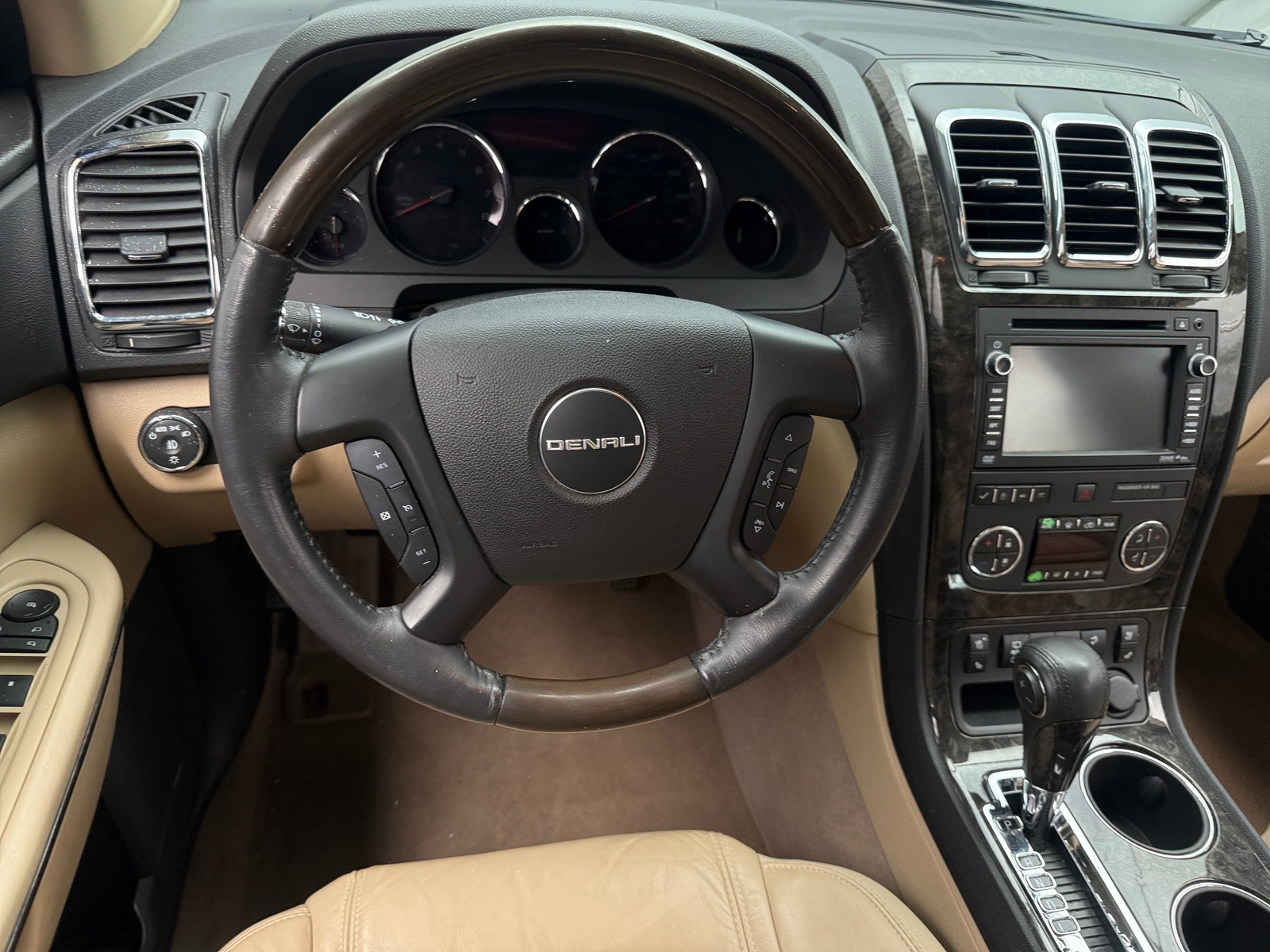 Thumbnail: 2012 GMC Acadia - 4