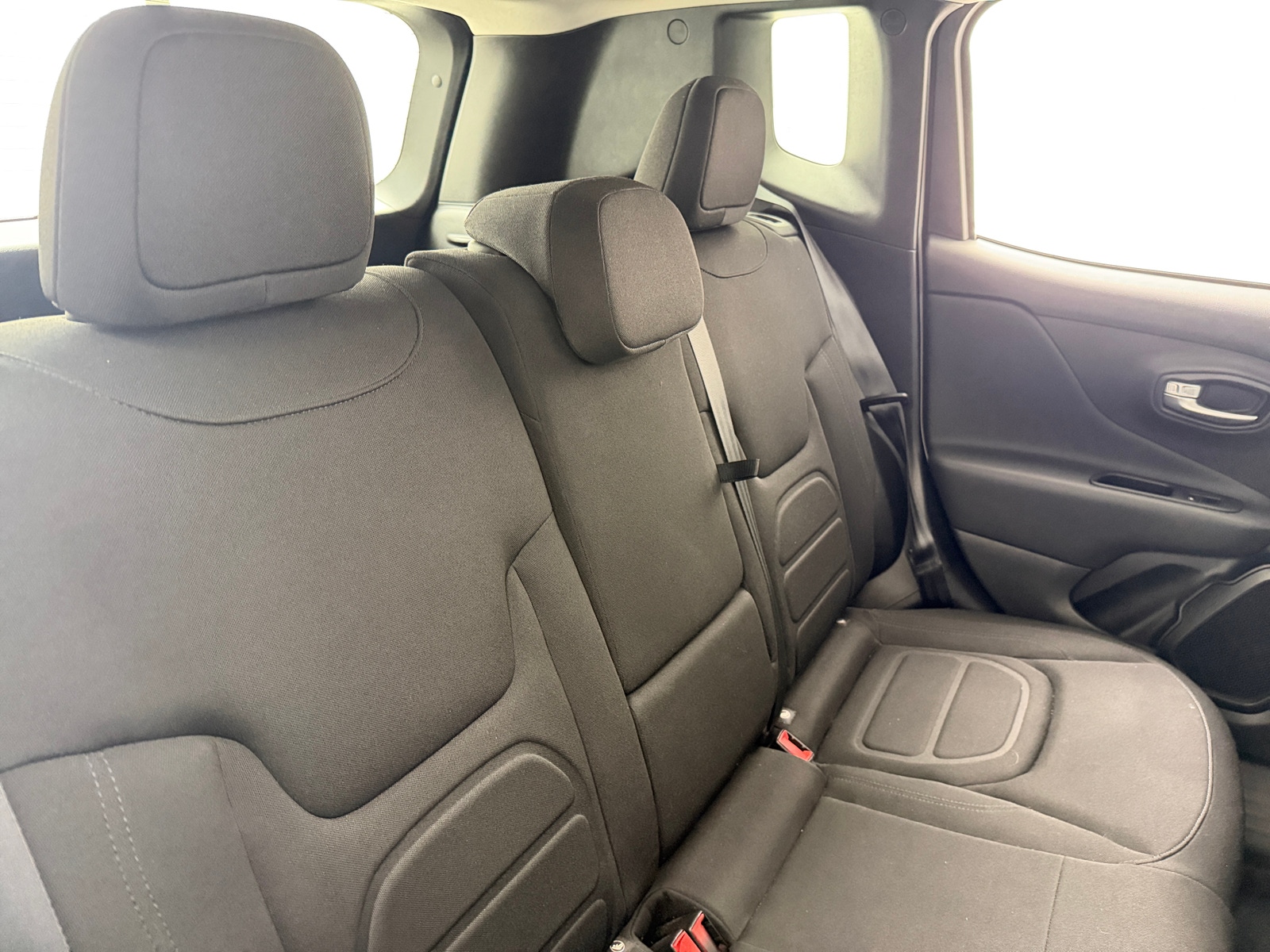 Thumbnail: 2022 Jeep Renegade - 6