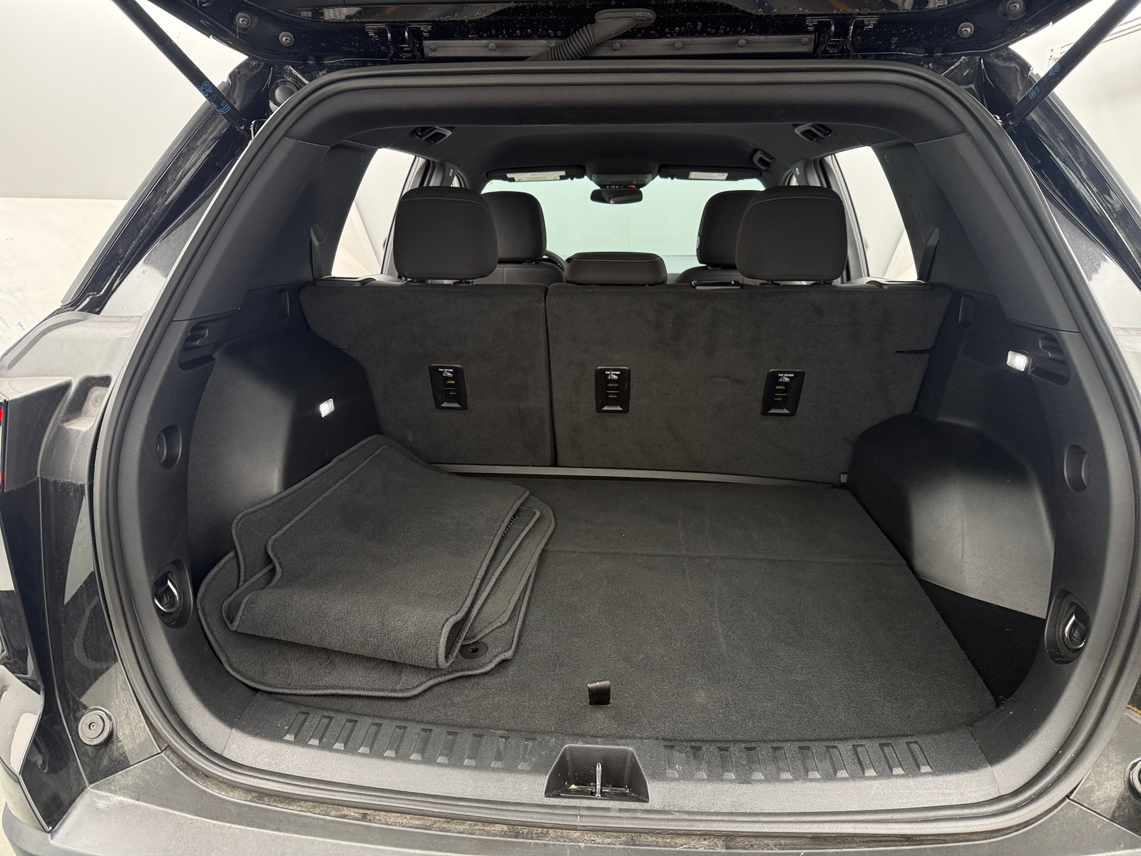 Thumbnail: 2026 Chevrolet Equinox - 7