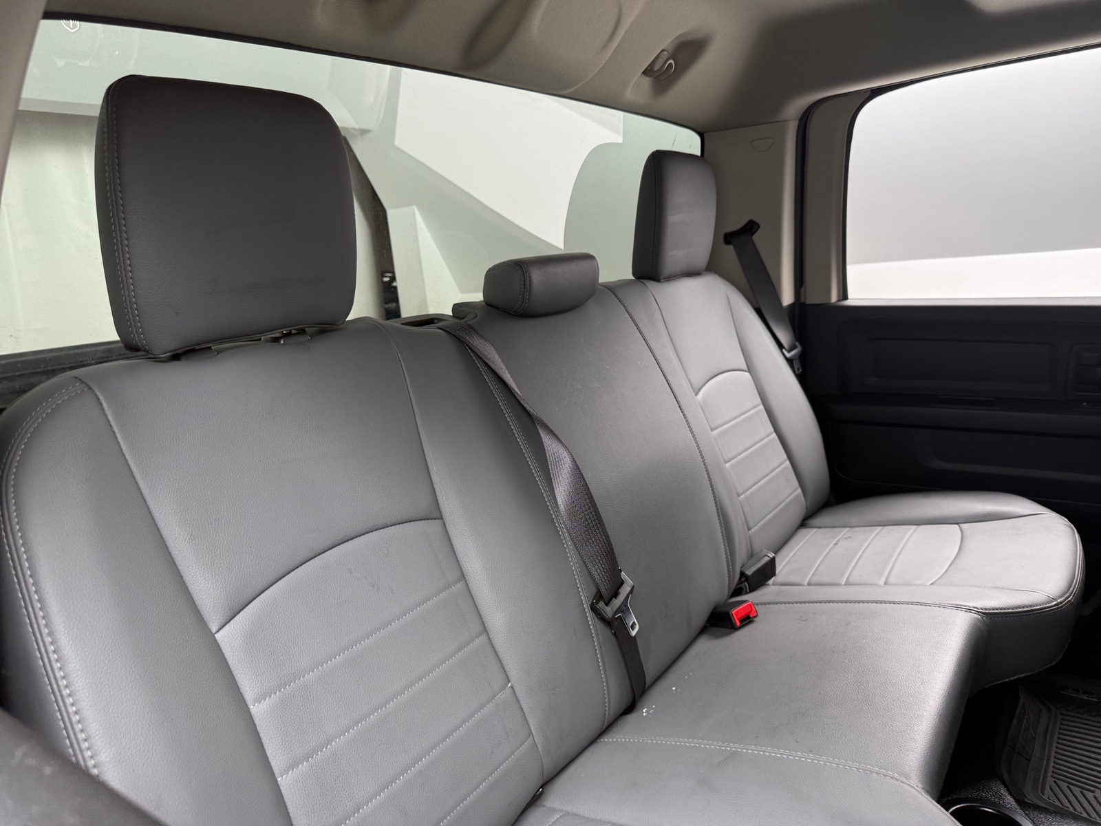 Thumbnail: 2020 RAM 1500 Classic - 6