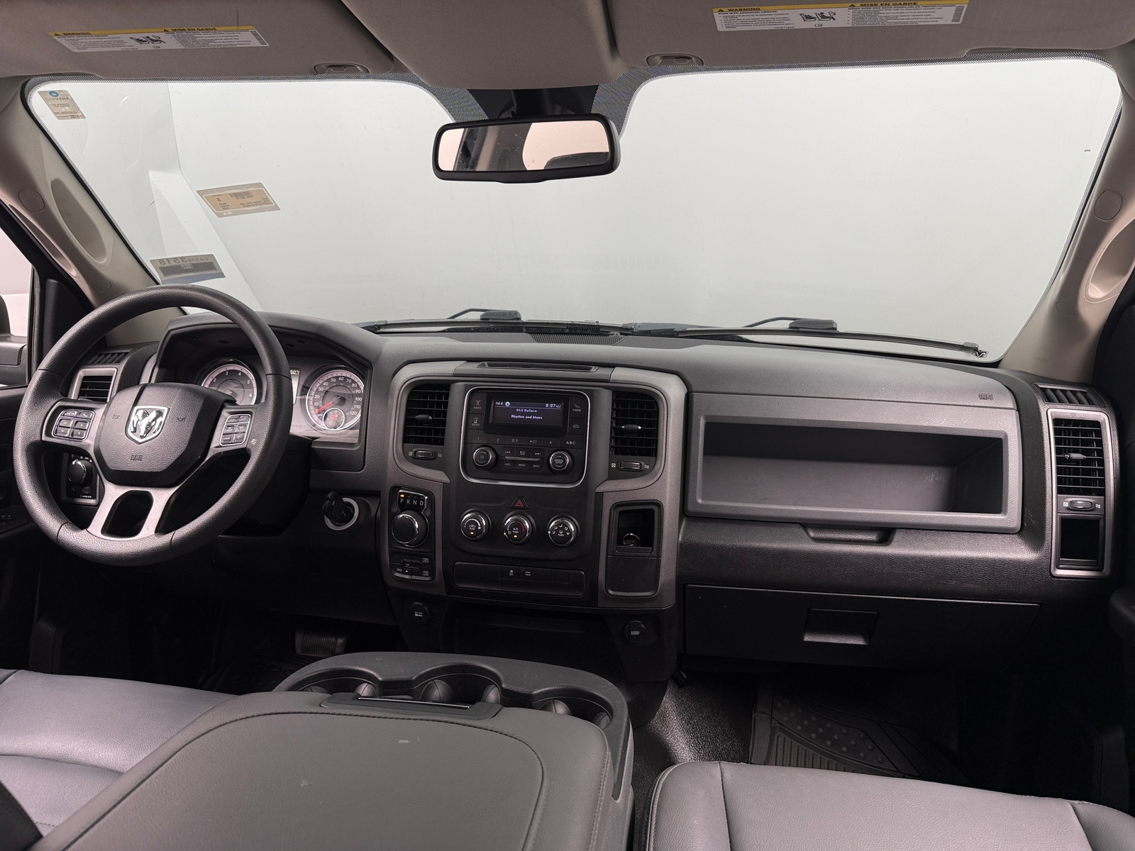 Thumbnail: 2020 RAM 1500 Classic - 3