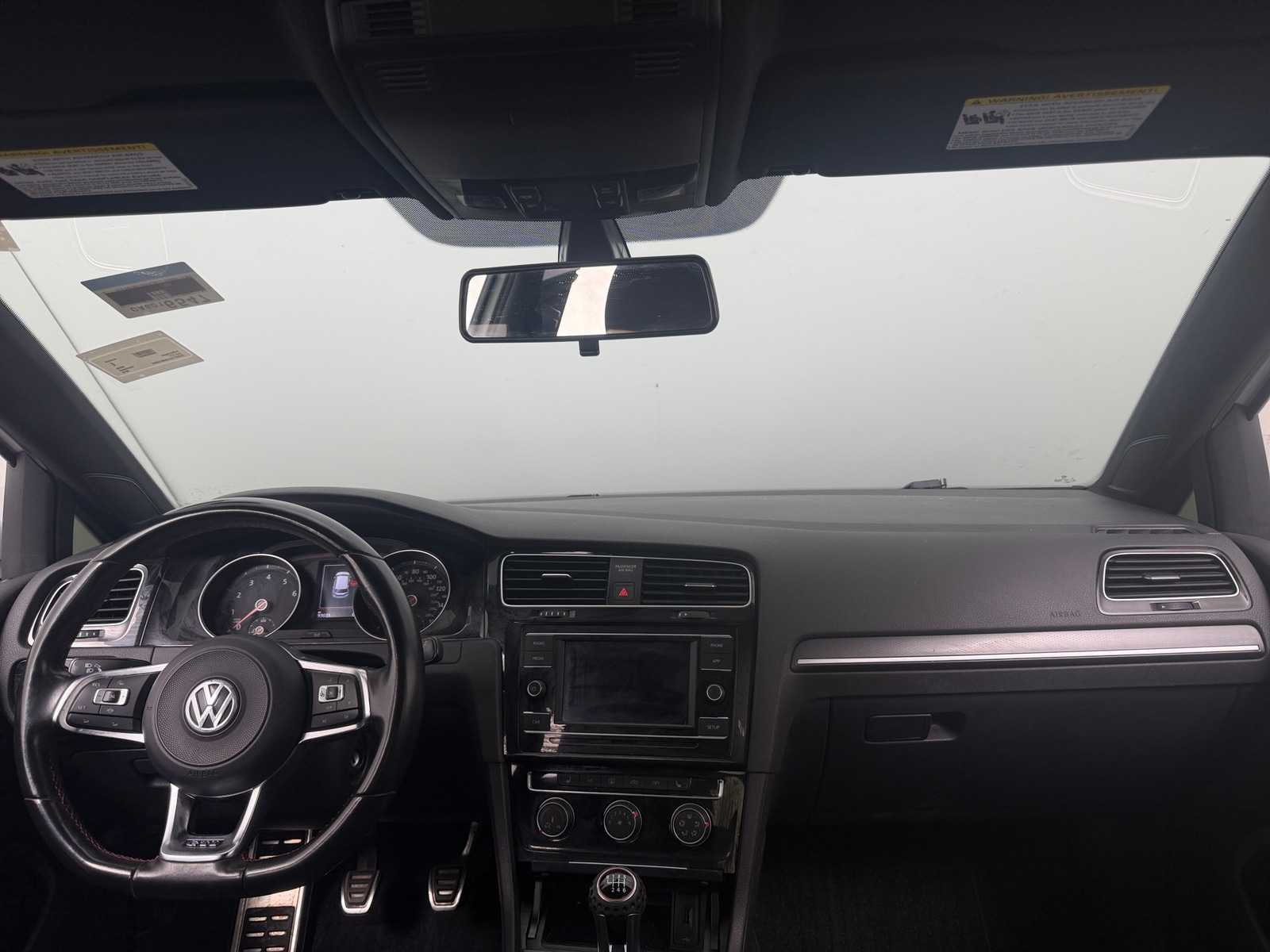 Thumbnail: 2019 Volkswagen Golf - 3
