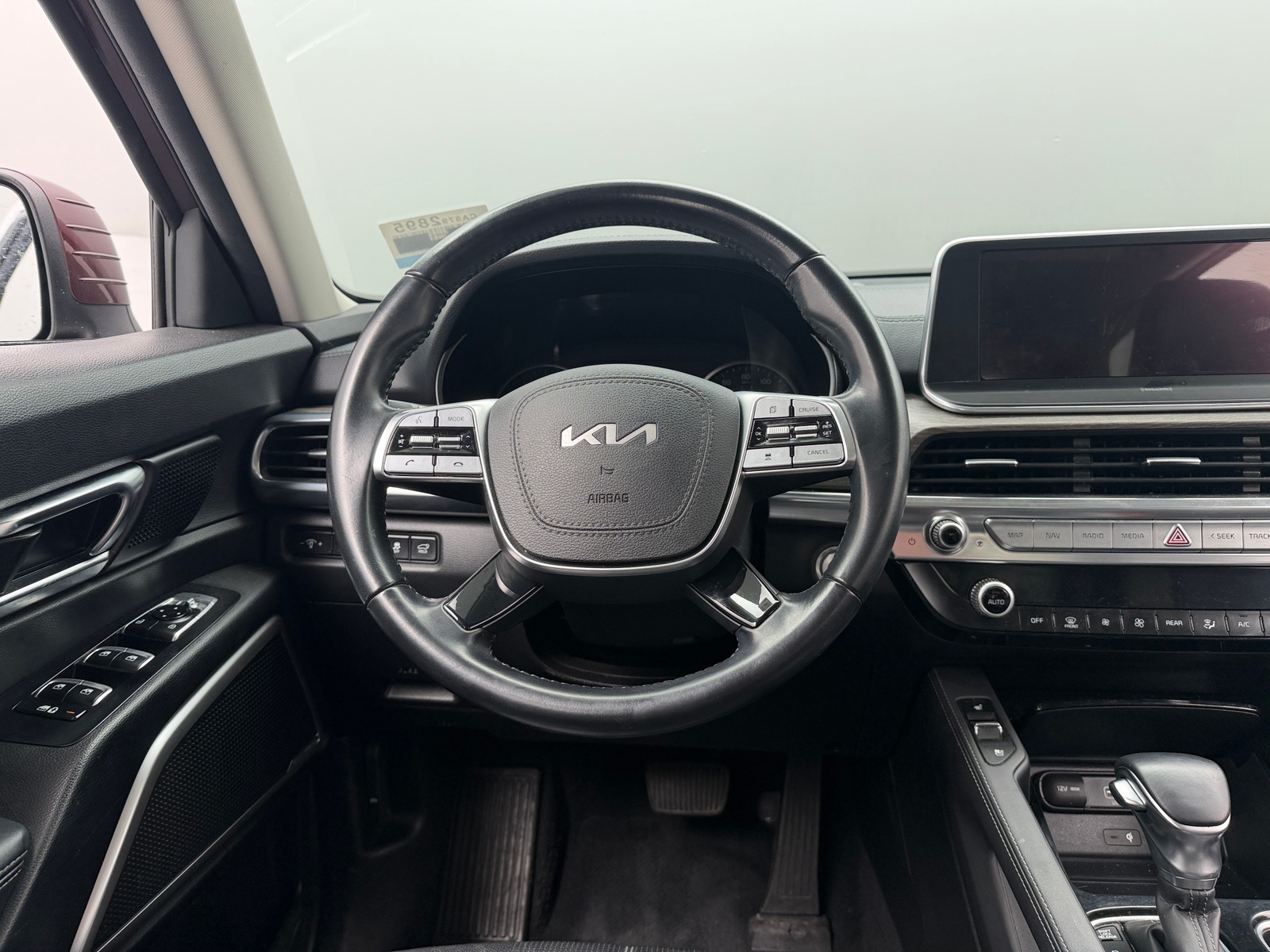 Thumbnail: 2022 Kia Telluride - 4