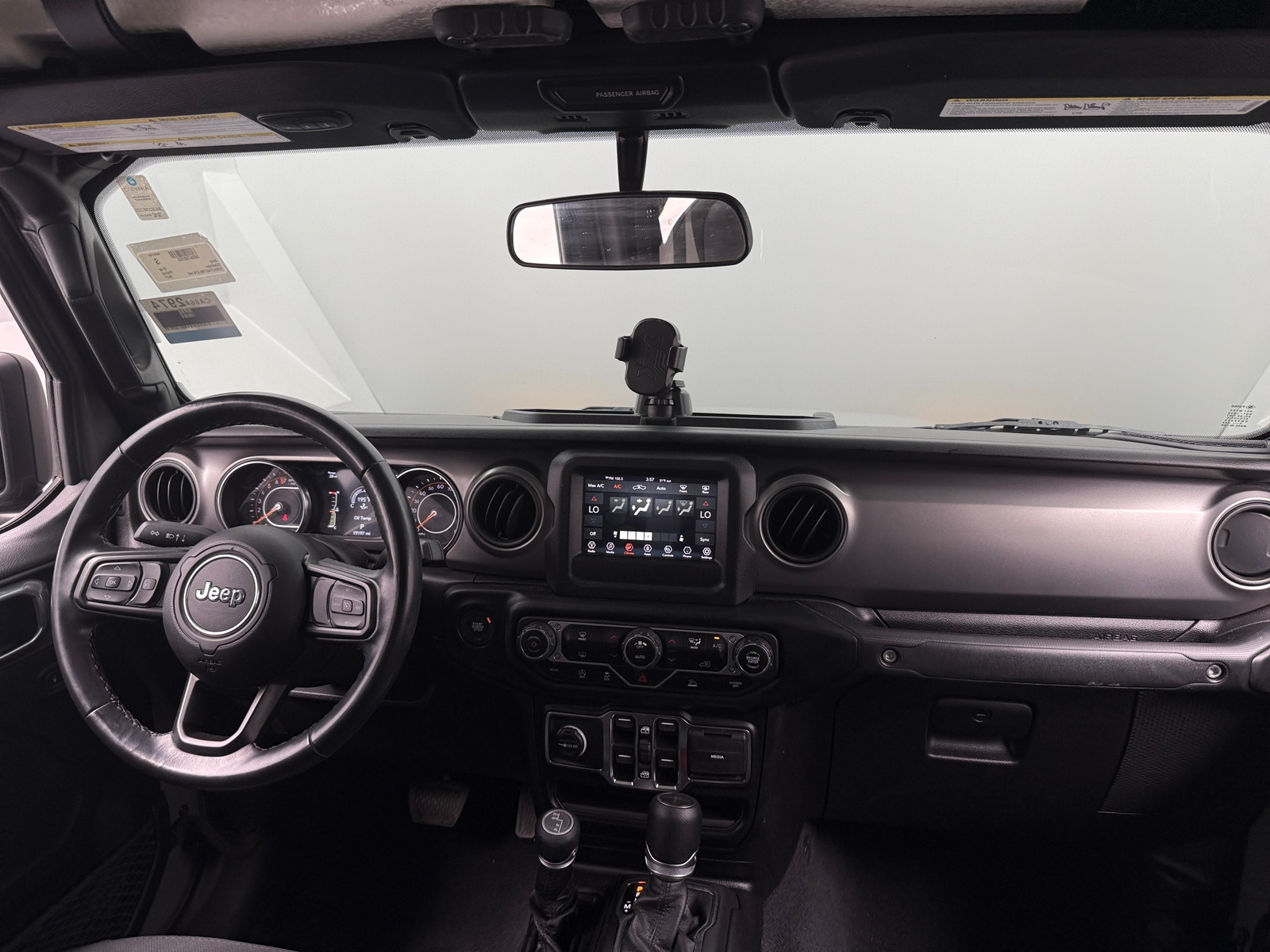 Thumbnail: 2021 Jeep Gladiator - 3