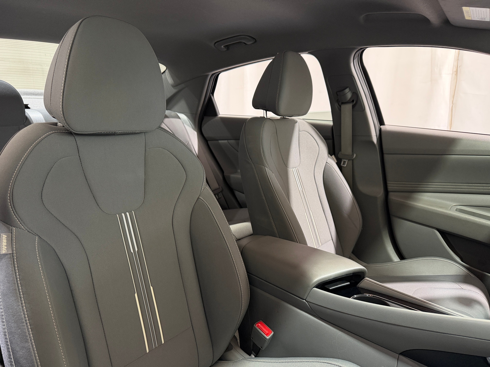 Thumbnail: 2023 Hyundai Elantra - 2