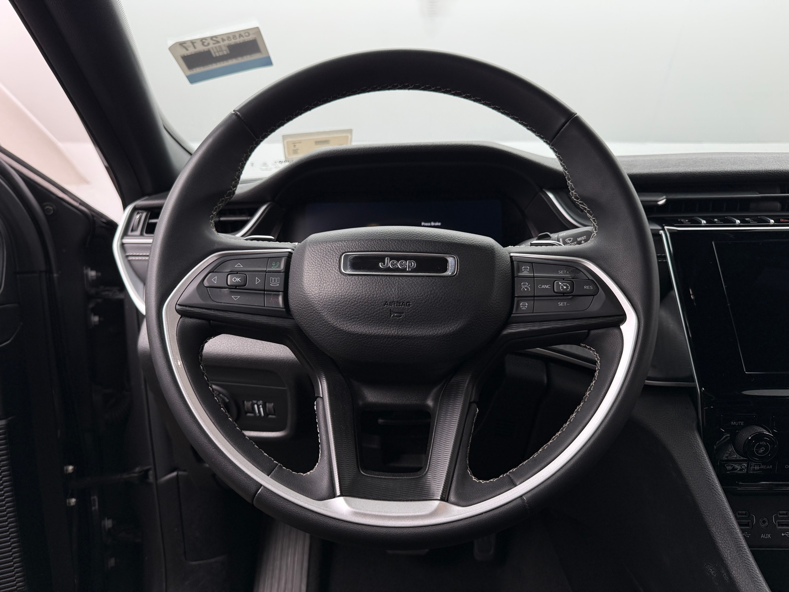 Thumbnail: 2024 Jeep Grand Cherokee L - 5