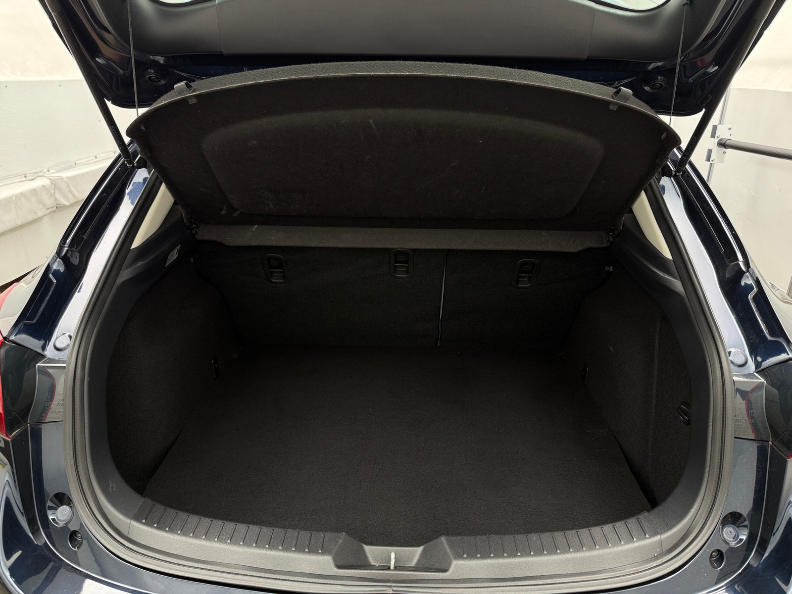 Thumbnail: 2018 Mazda Mazda3 - 6