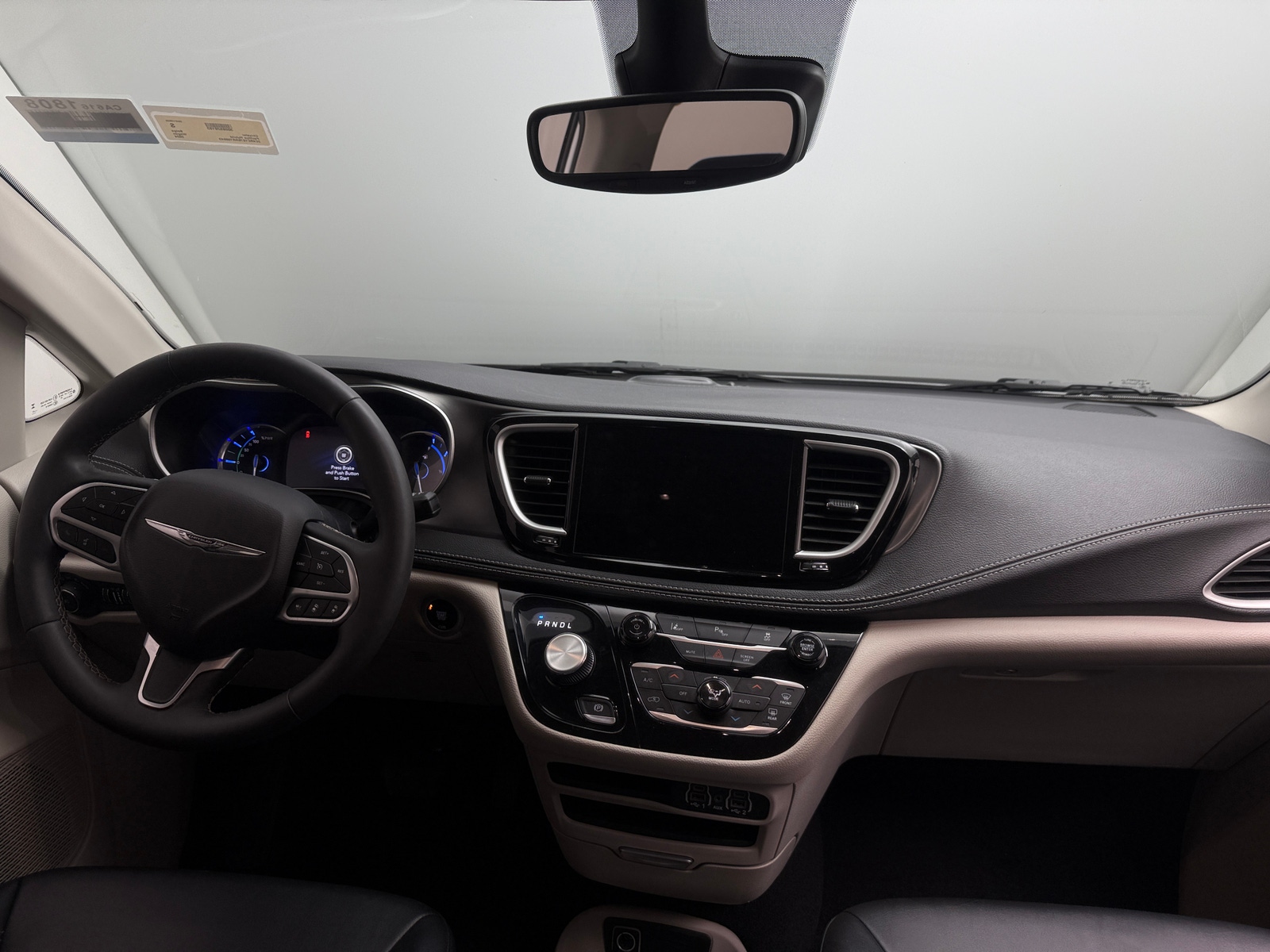 Thumbnail: 2024 Chrysler Pacifica - 2