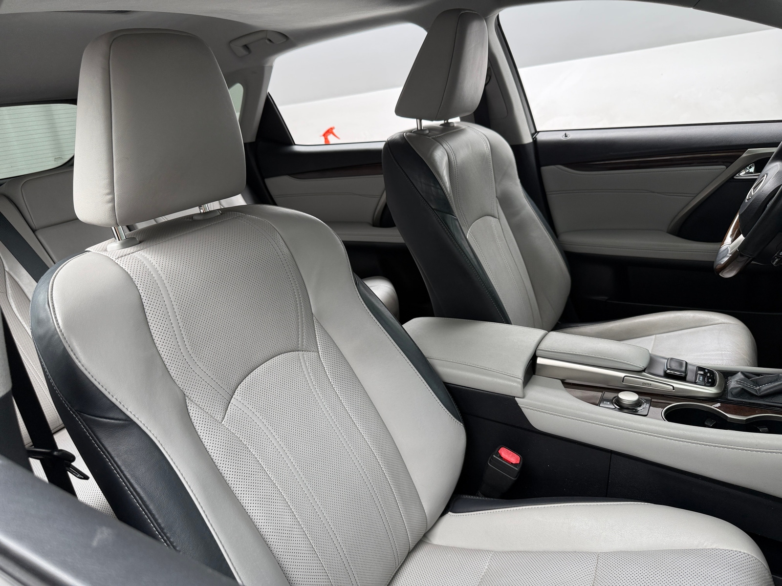 Thumbnail: 2016 Lexus RX - 2