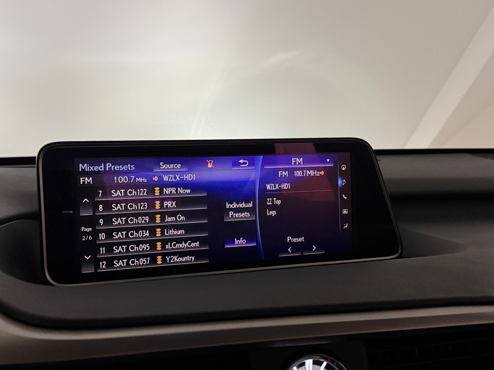 Thumbnail: 2016 Lexus RX - 4