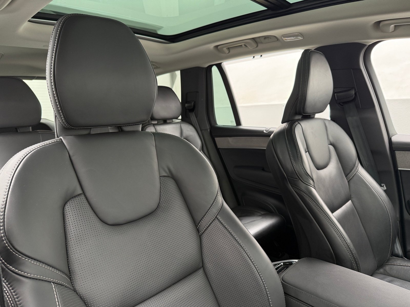 Thumbnail: 2026 Volvo XC90 - 2