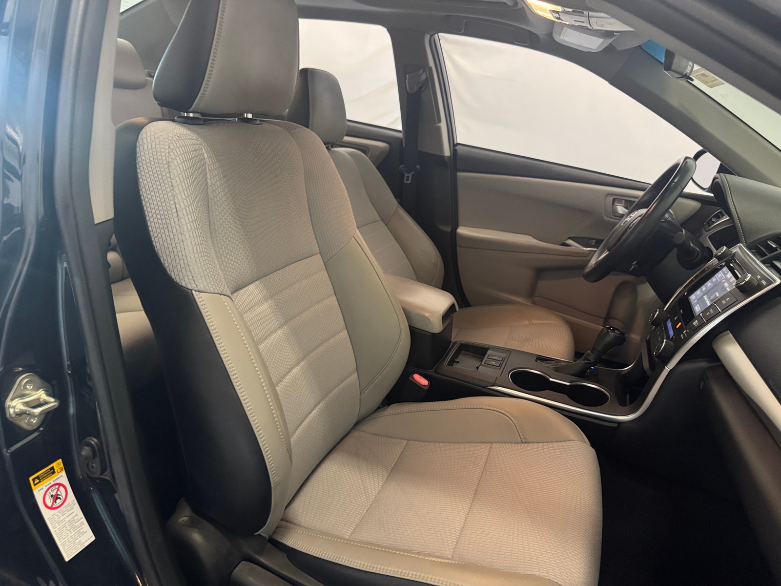 Thumbnail: 2016 Toyota Camry - 2