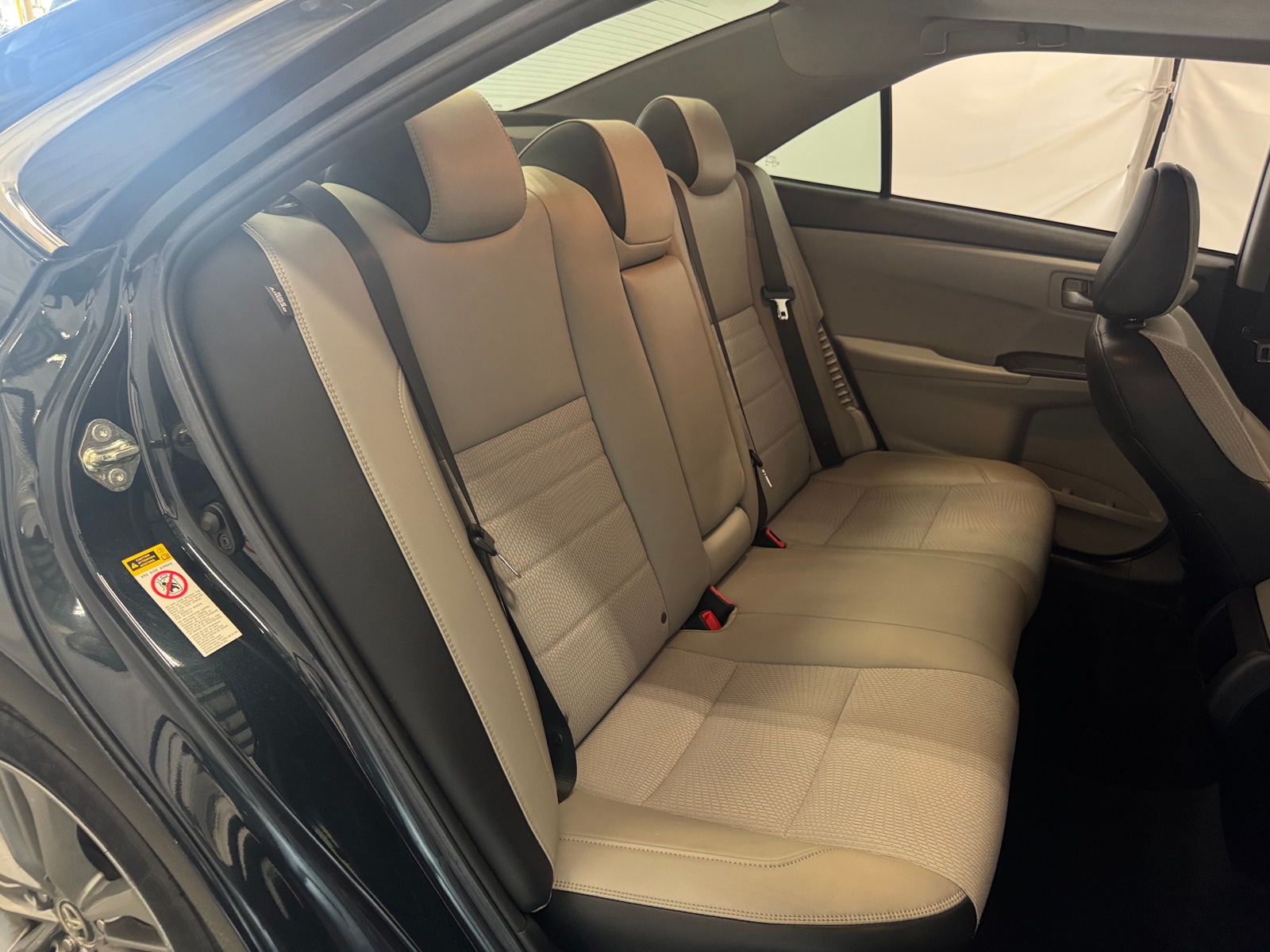 Thumbnail: 2016 Toyota Camry - 6