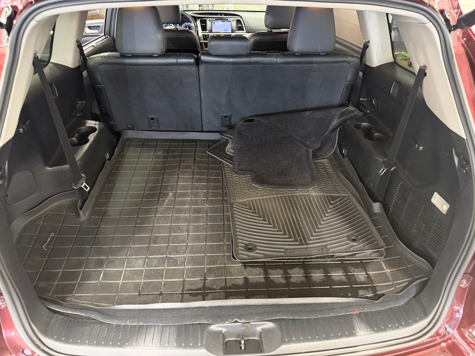 Thumbnail: 2015 Toyota Highlander - 7
