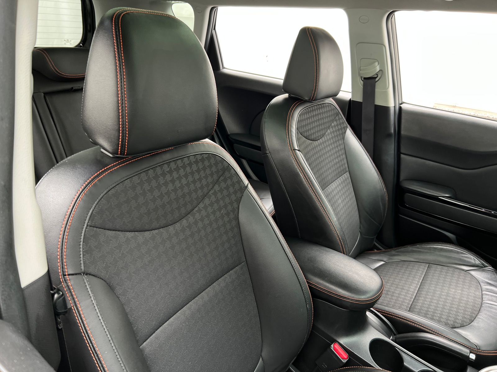 Thumbnail: 2019 Kia Soul - 2