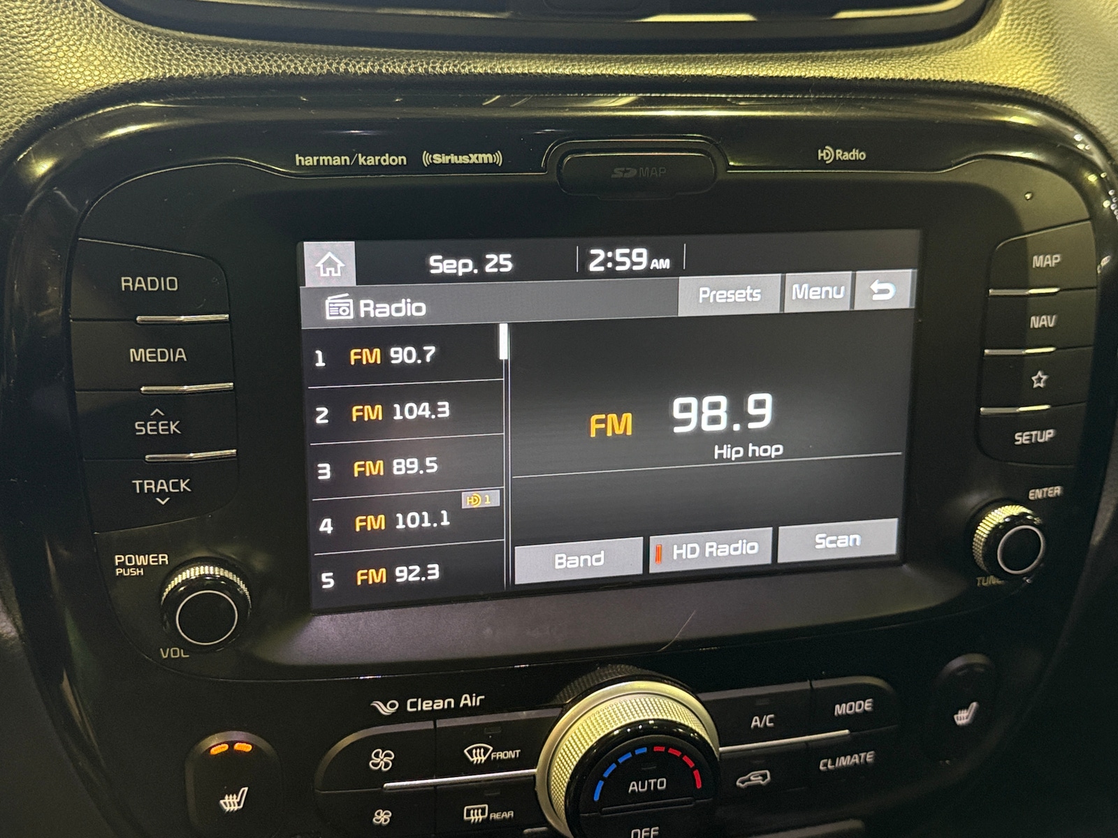 Thumbnail: 2019 Kia Soul - 4