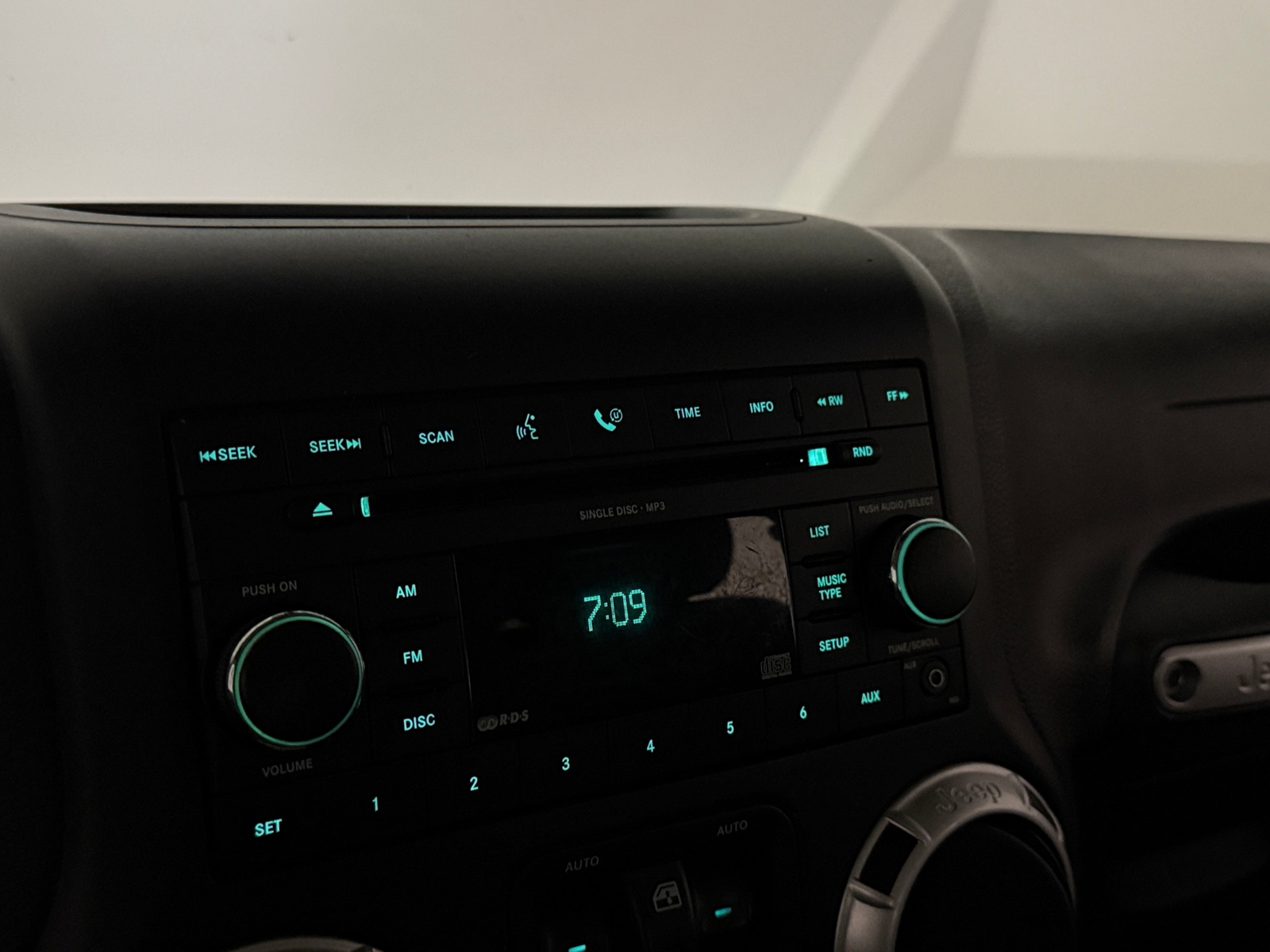 Thumbnail: 2015 Jeep Wrangler - 4