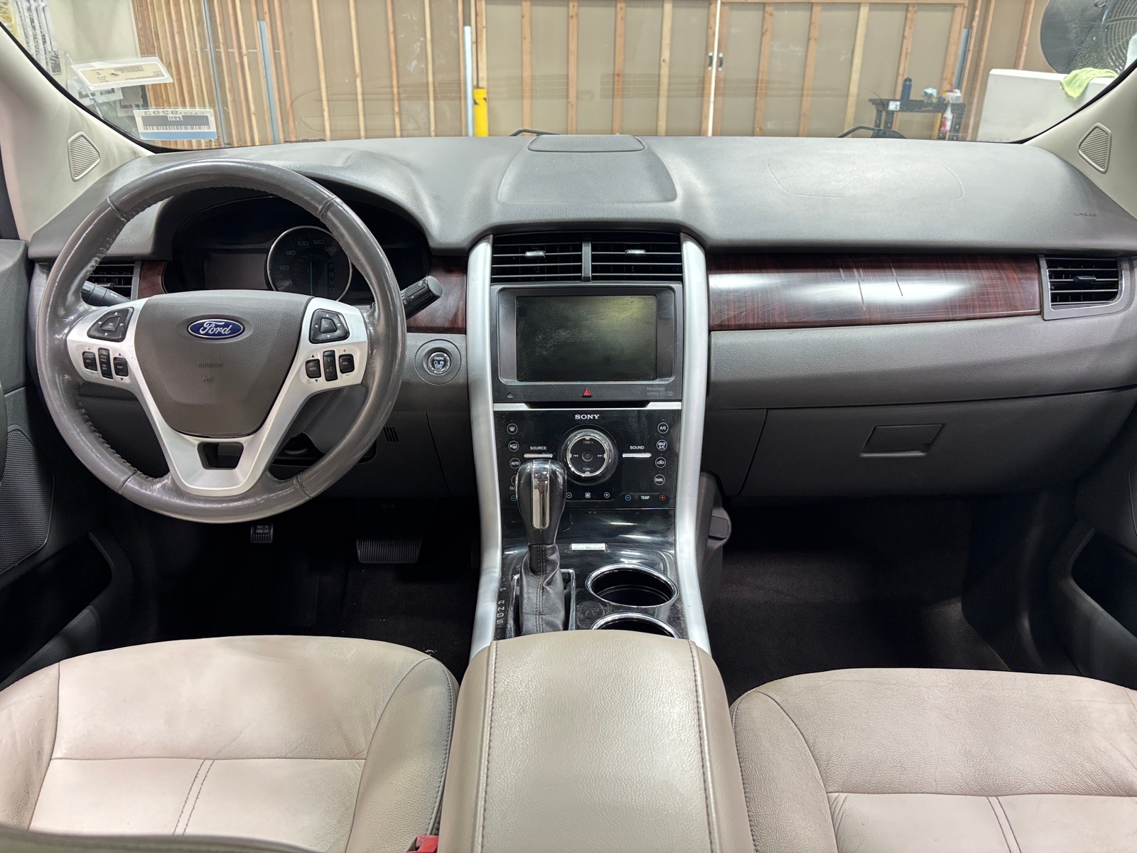 Thumbnail: 2014 Ford Edge - 2
