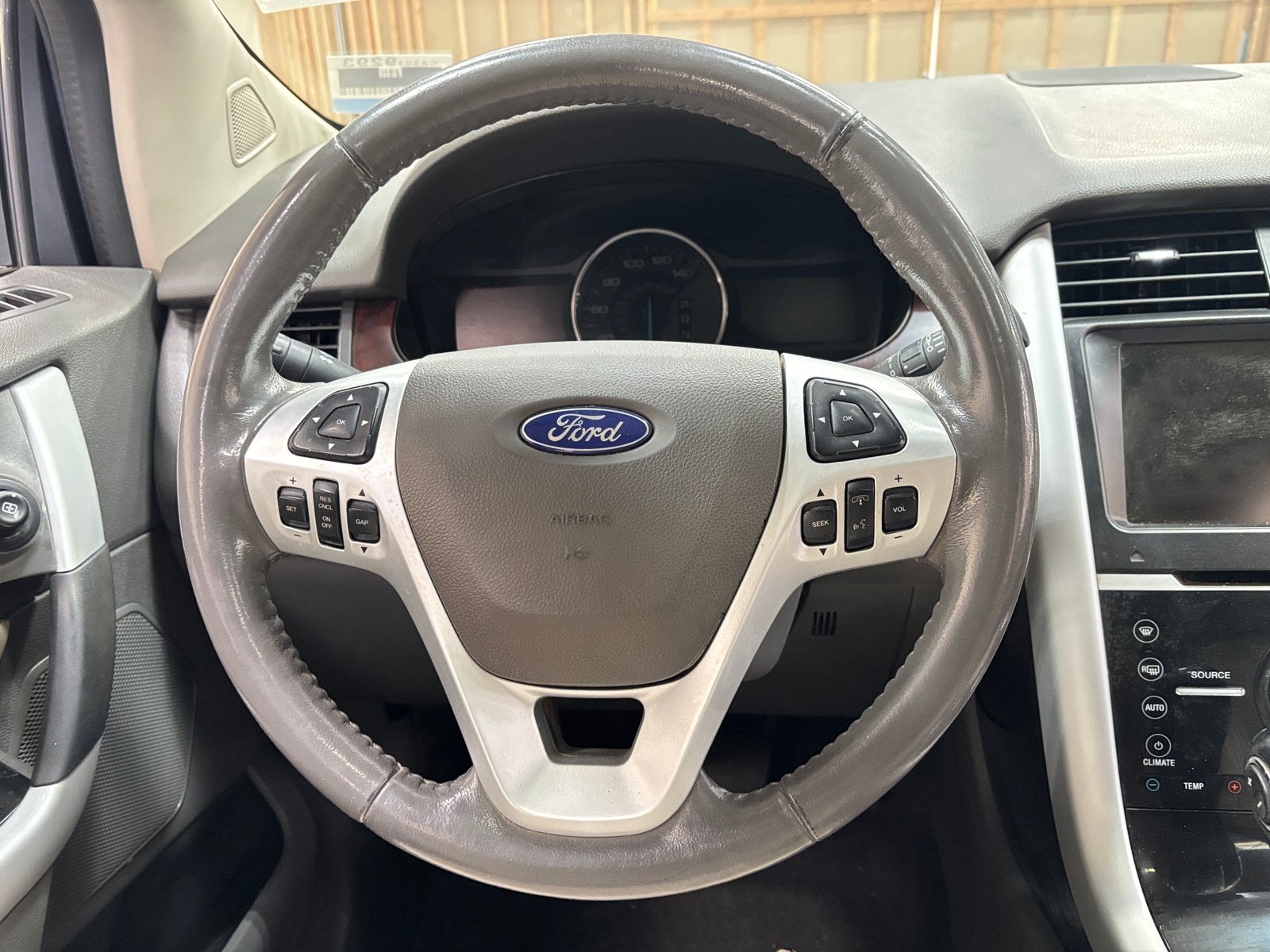 Thumbnail: 2014 Ford Edge - 4