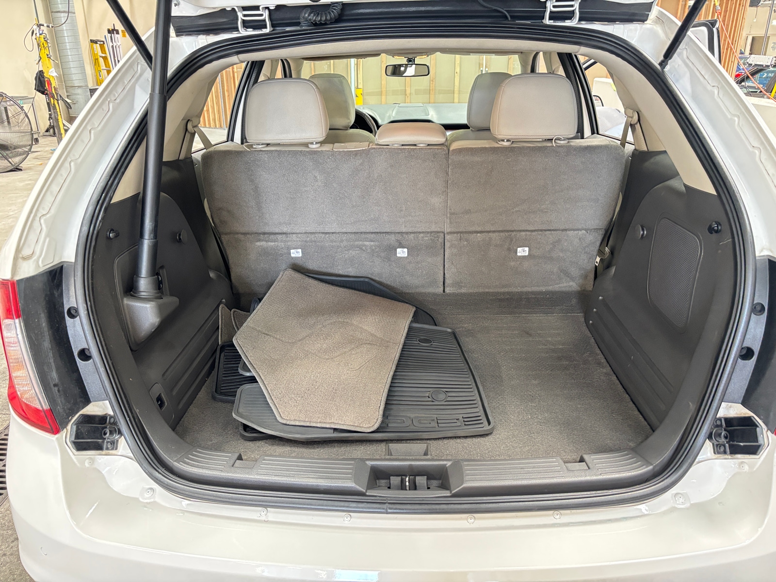 Thumbnail: 2014 Ford Edge - 6