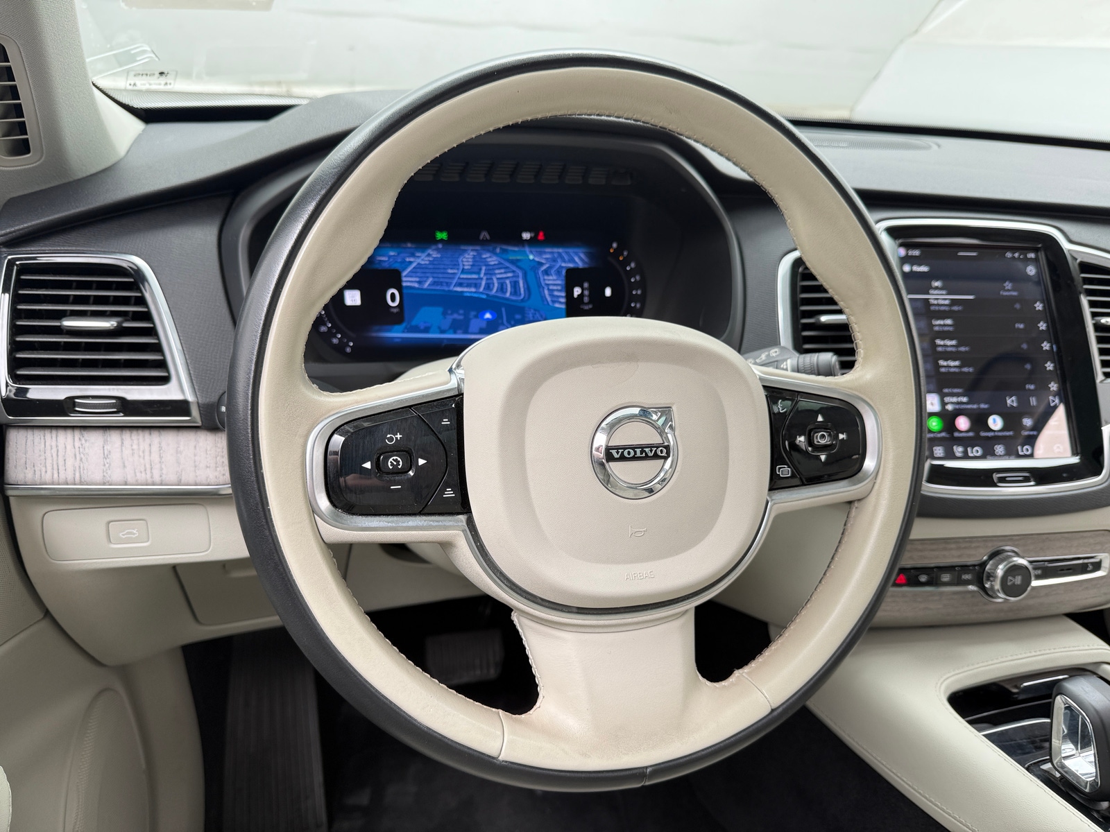 Thumbnail: 2023 Volvo XC90 - 4