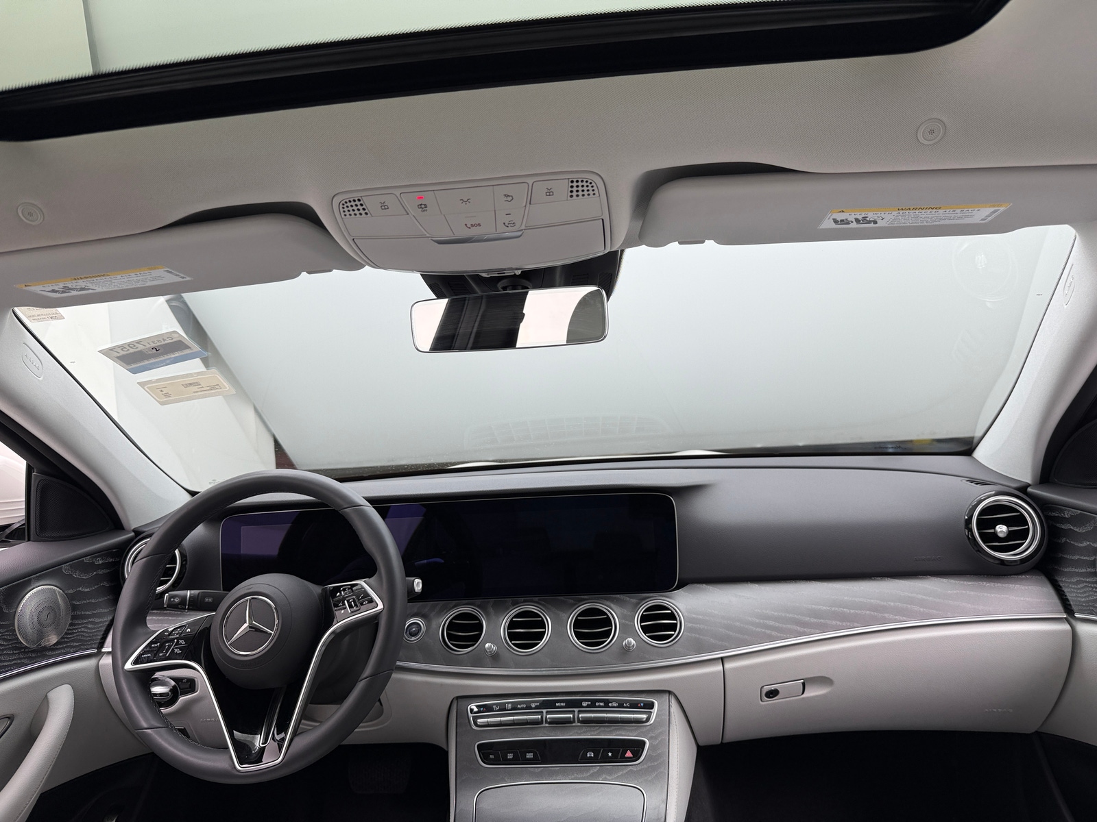 Thumbnail: 2022 Mercedes-Benz E-Class - 2