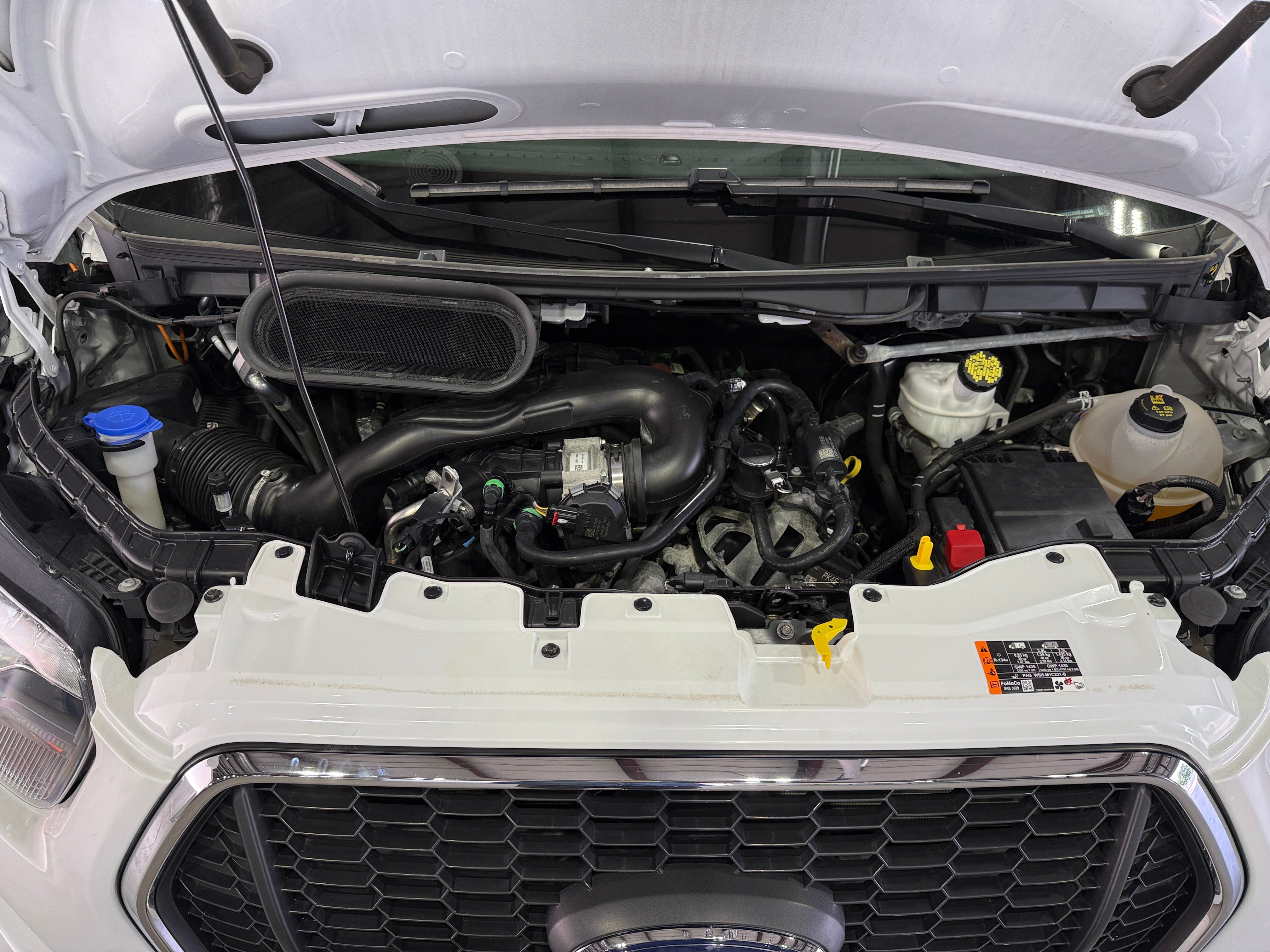 2024 Ford Transit Passenger Van XLT