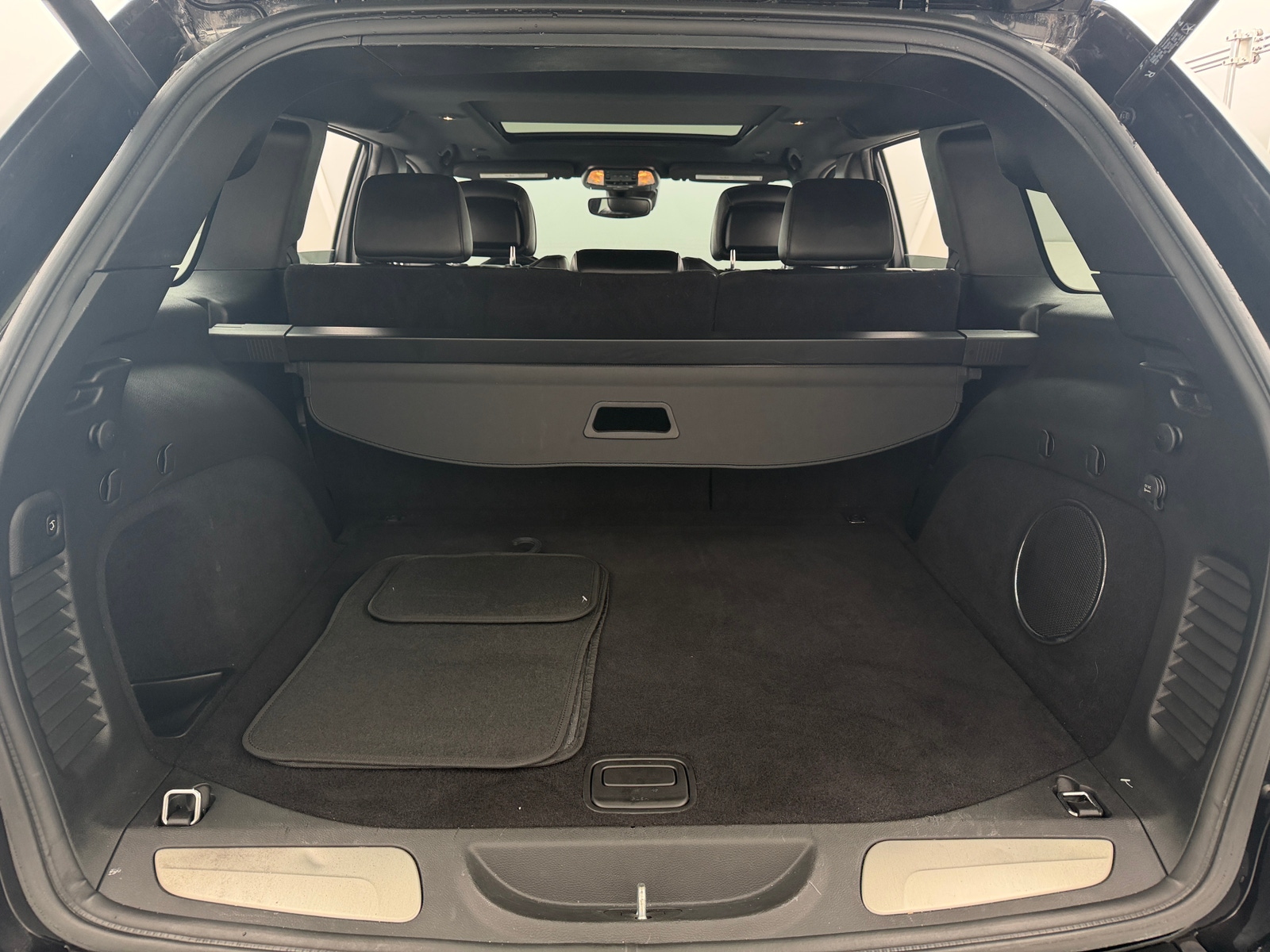 Thumbnail: 2021 Jeep Grand Cherokee - 6