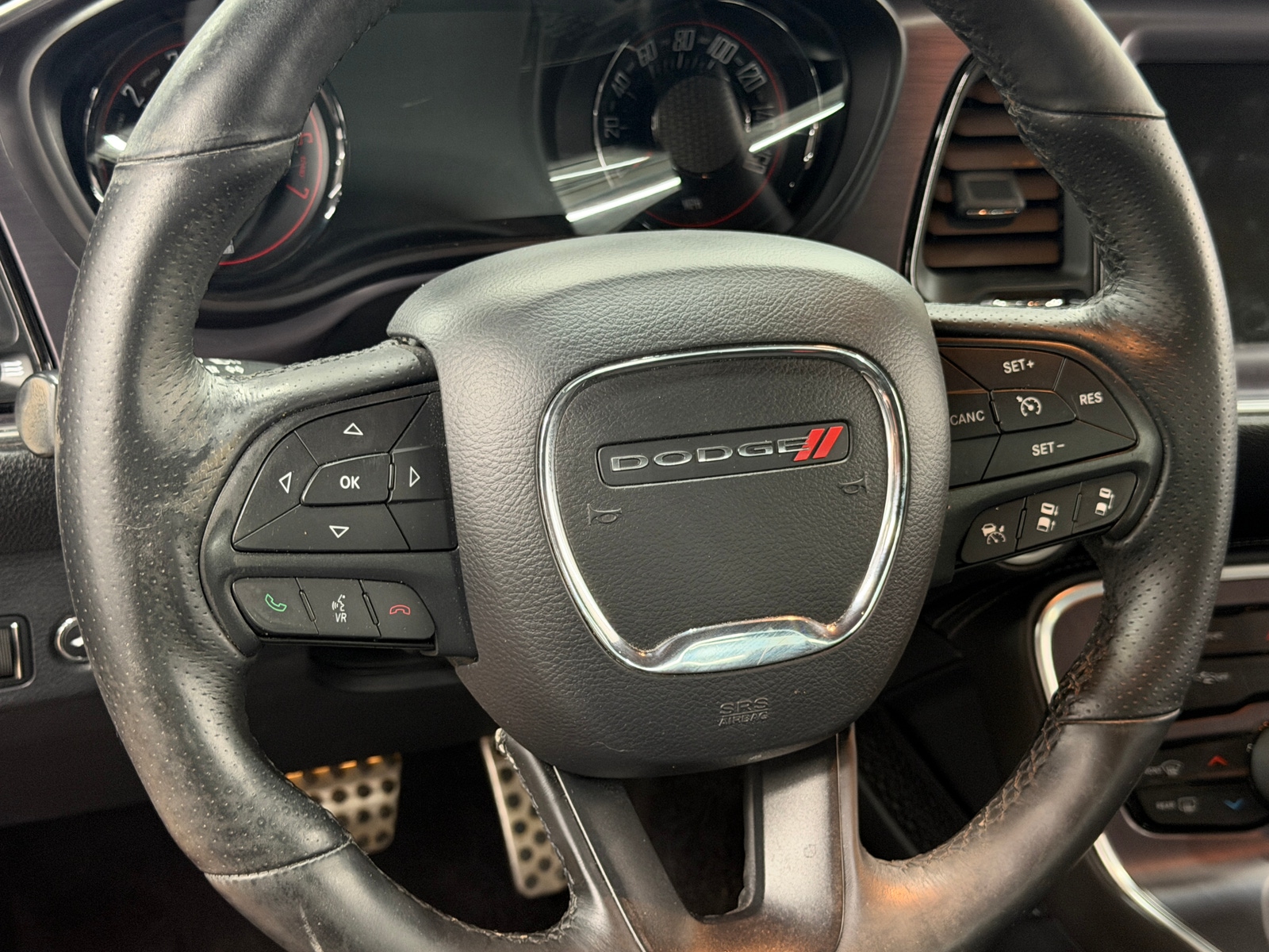 Thumbnail: 2016 Dodge Challenger - 3