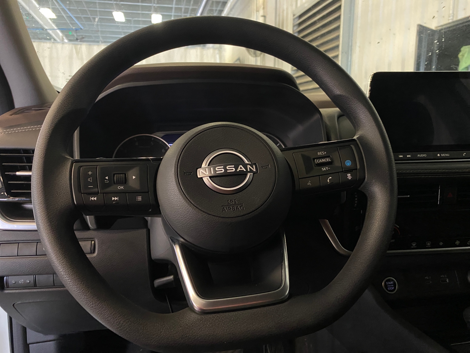 Thumbnail: 2023 Nissan Rogue - 5