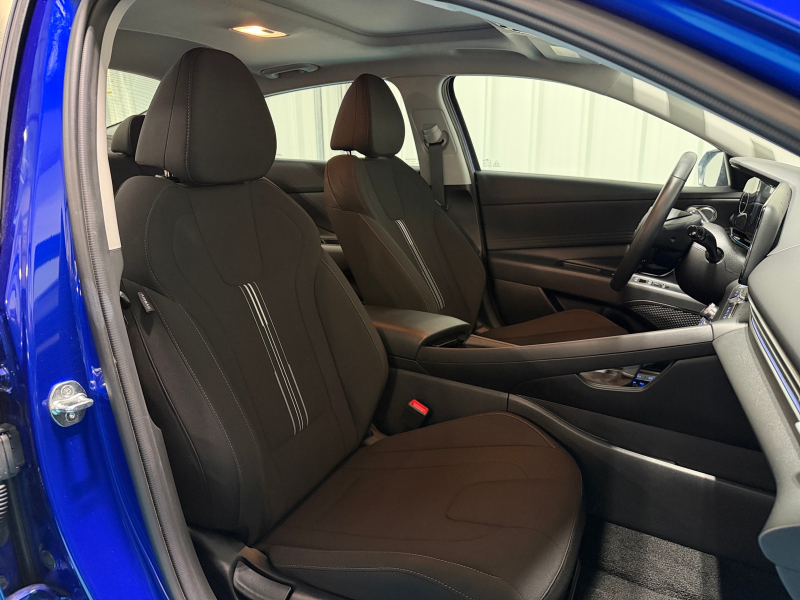 Thumbnail: 2024 Hyundai Elantra - 2