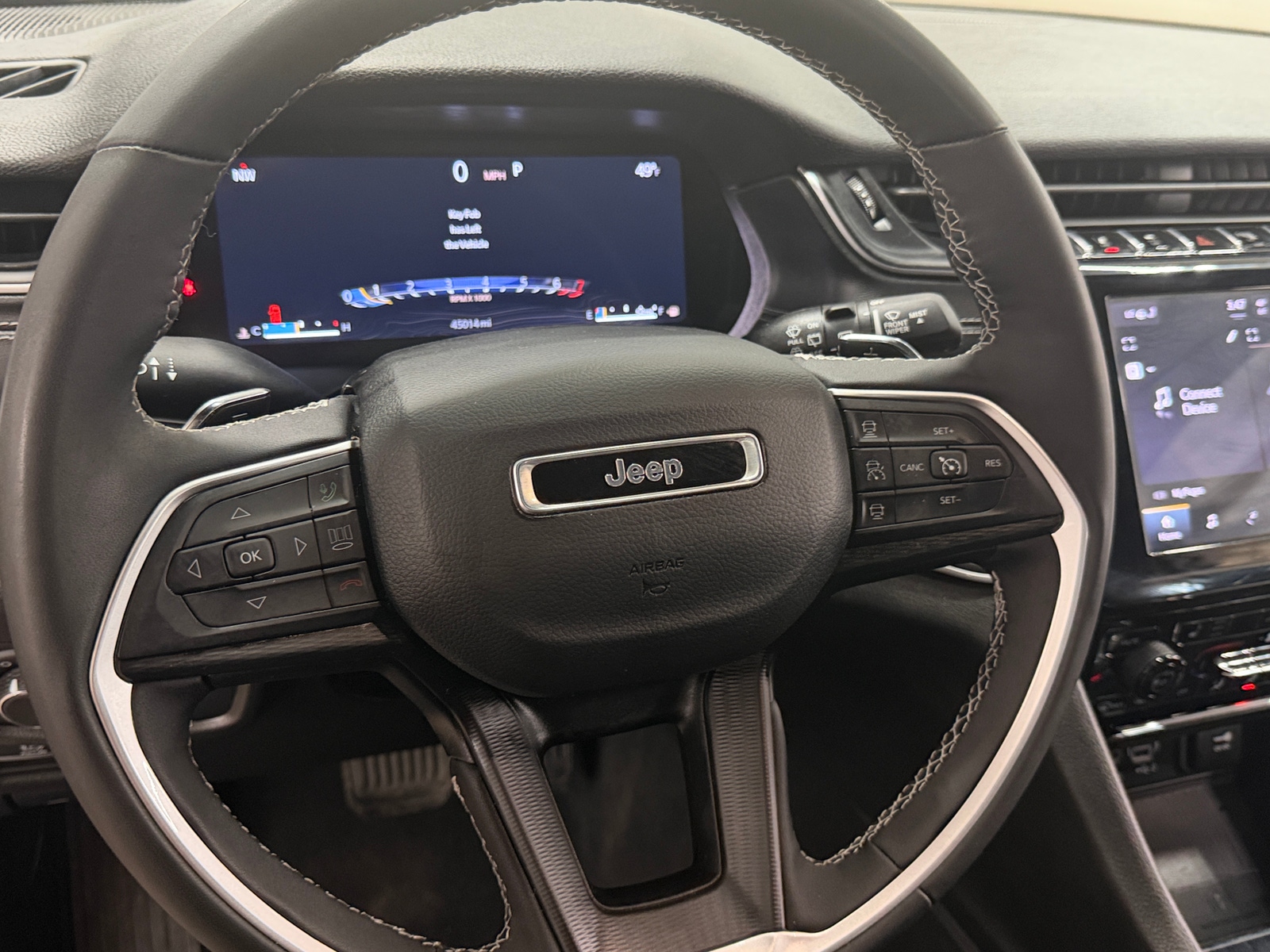 Thumbnail: 2024 Jeep Grand Cherokee - 4
