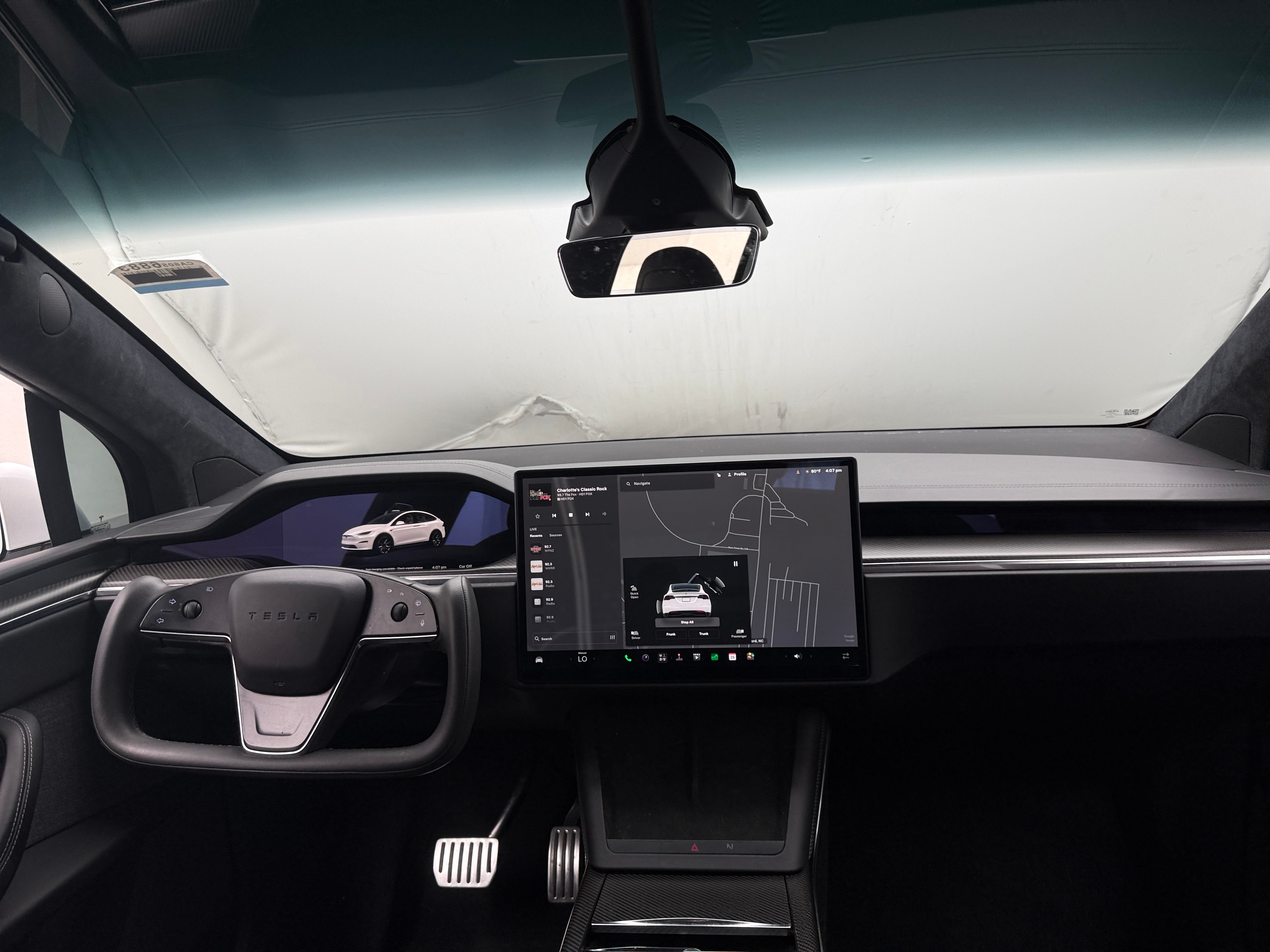 2022 Tesla Model X Plaid - Photo 4