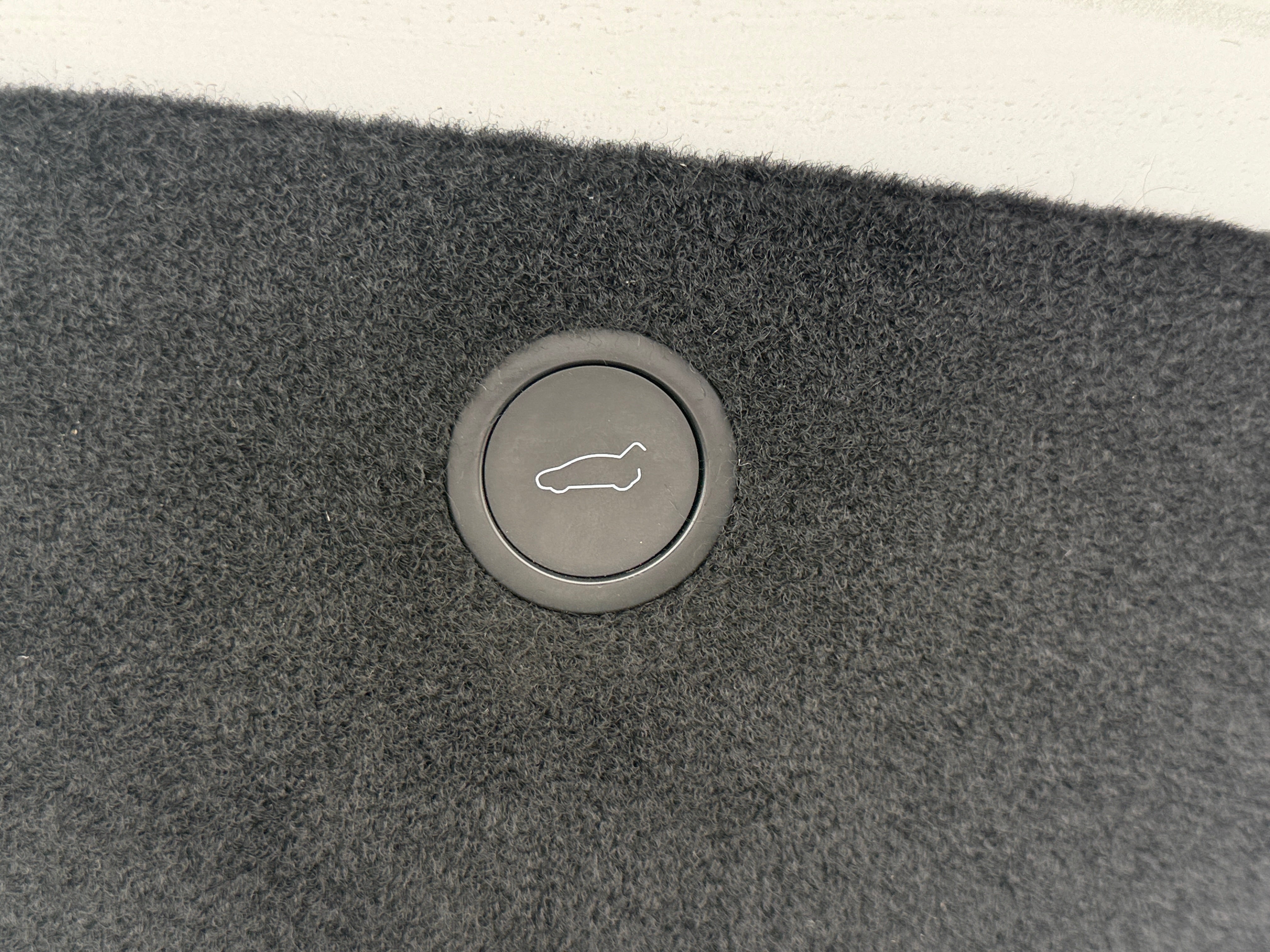 2022 Tesla Model X Plaid - Photo 6