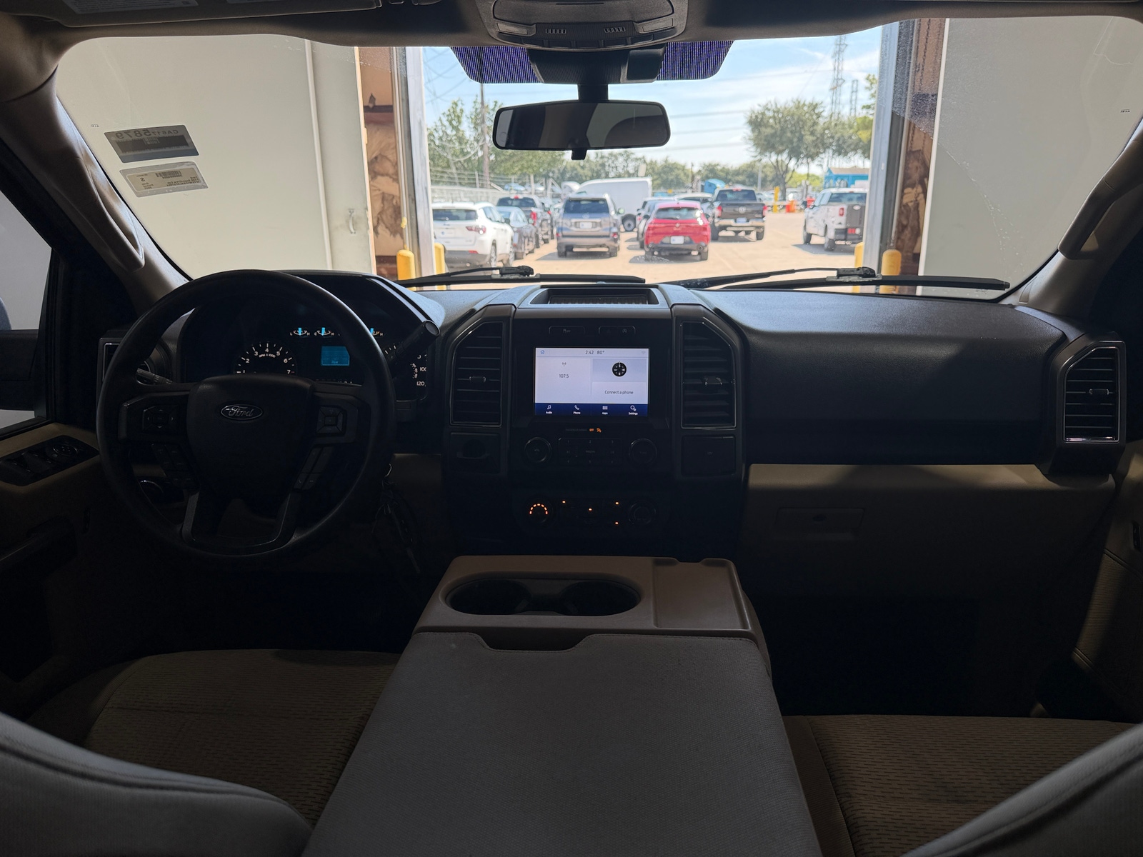 Thumbnail: 2020 Ford Econoline - 3