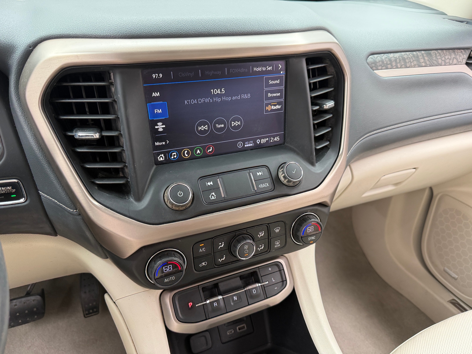 Thumbnail: 2020 GMC Acadia - 3