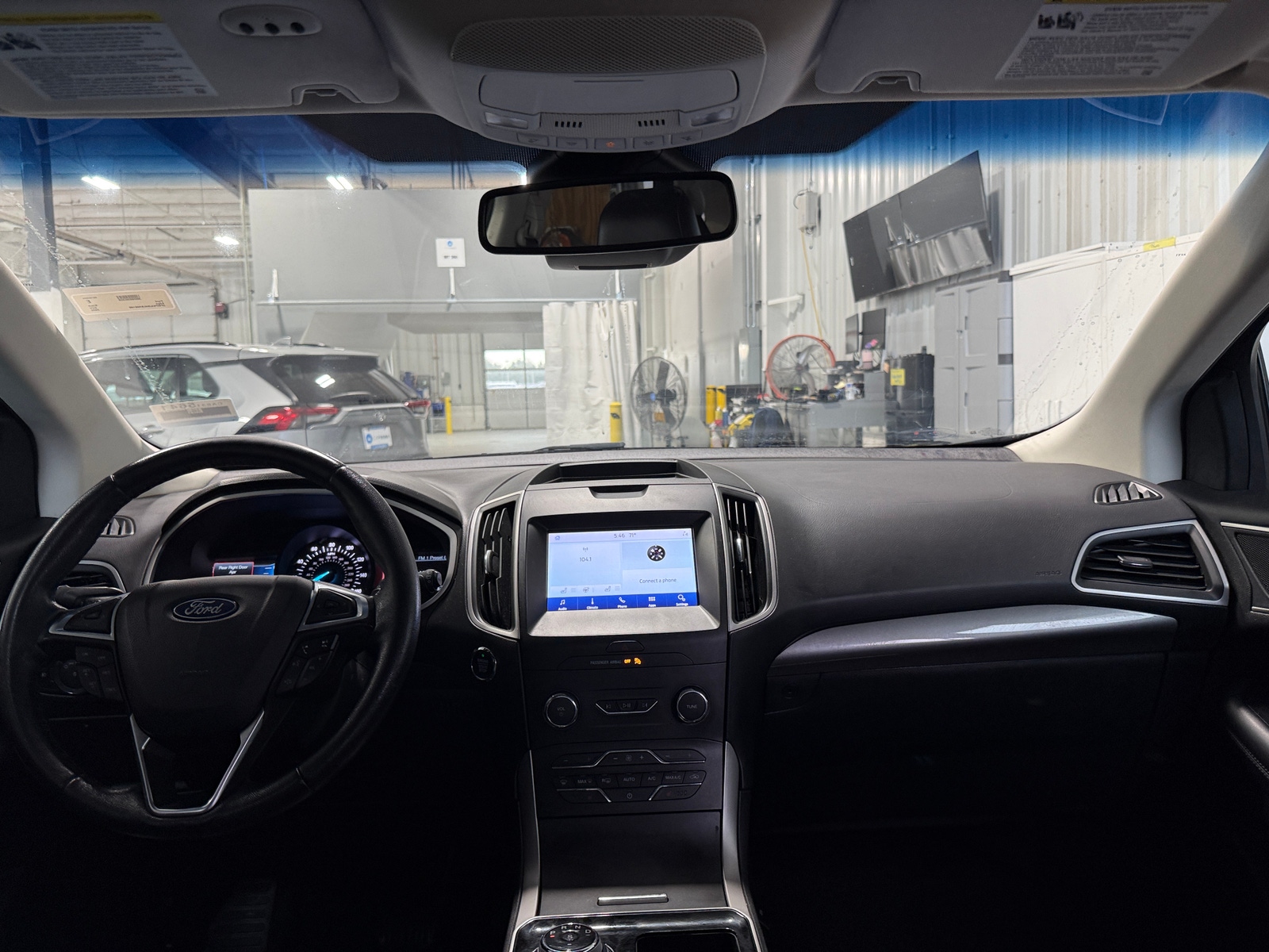 Thumbnail: 2020 Ford Edge - 2
