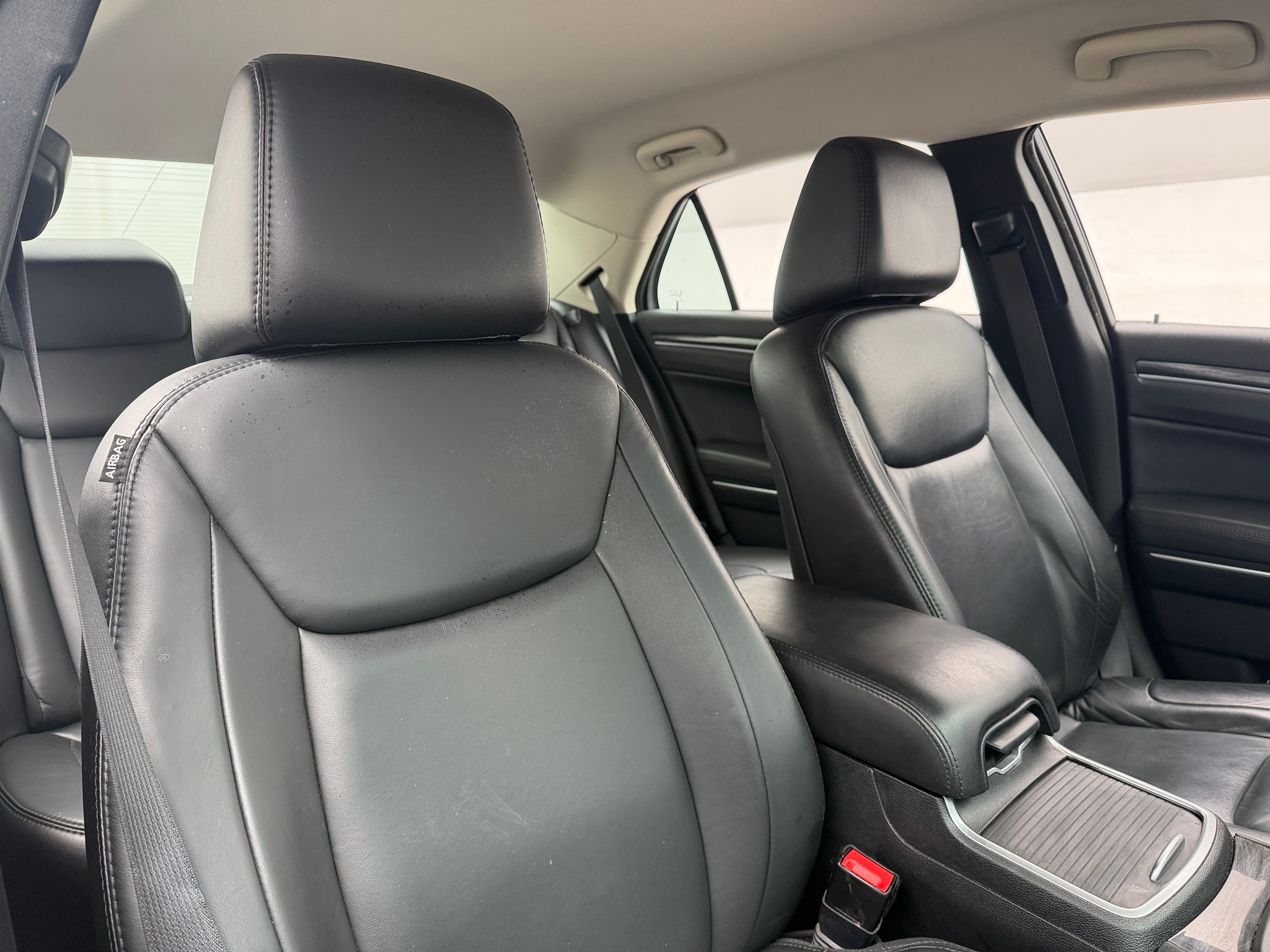 2016 Chrysler 300