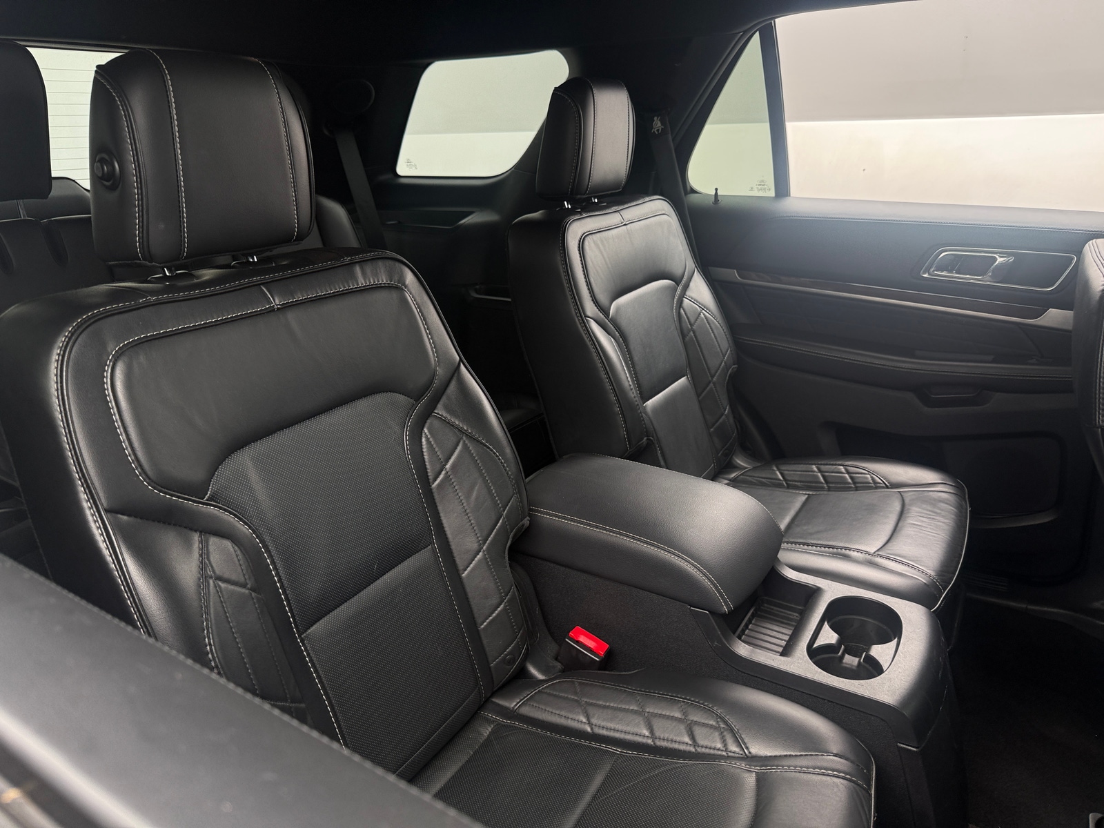 Thumbnail: 2019 Ford Explorer - 5