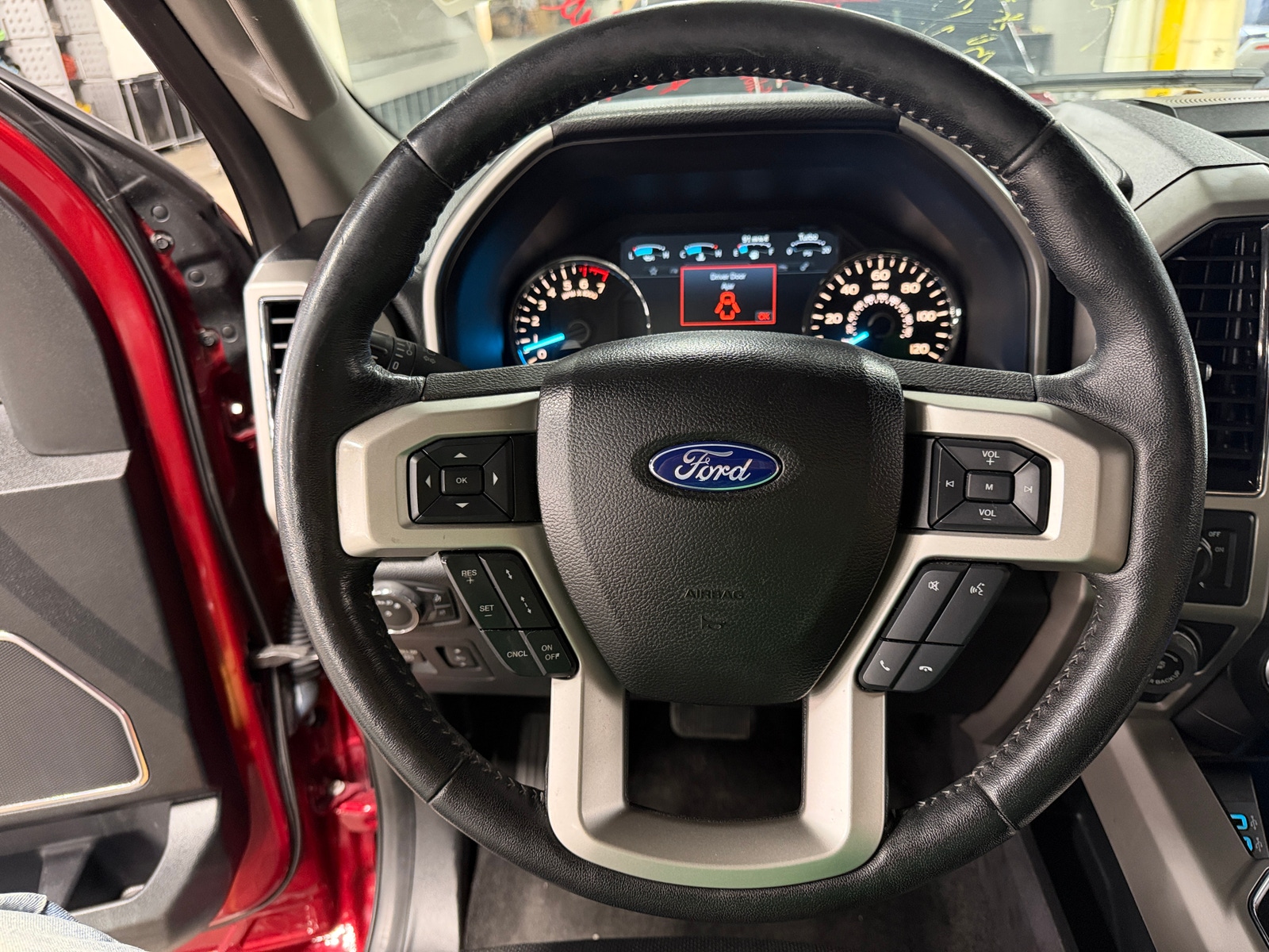 Thumbnail: 2018 Ford Econoline - 4