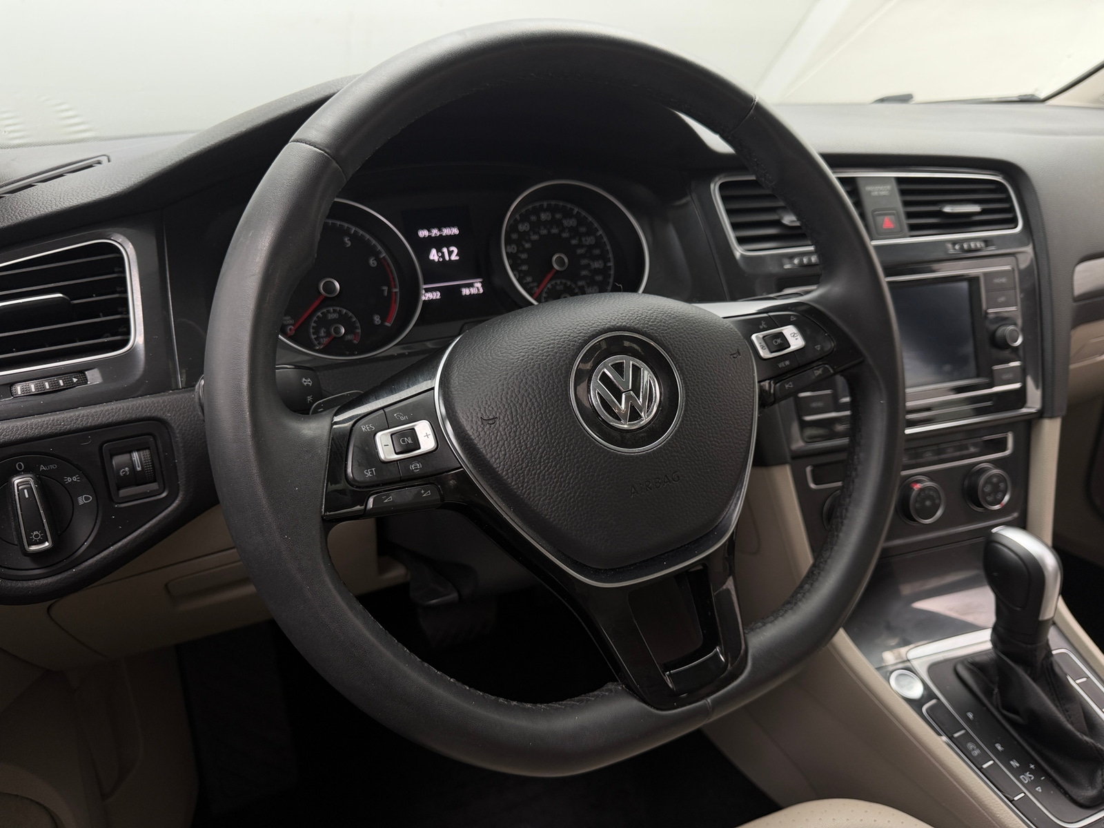 Thumbnail: 2020 Volkswagen Golf - 5