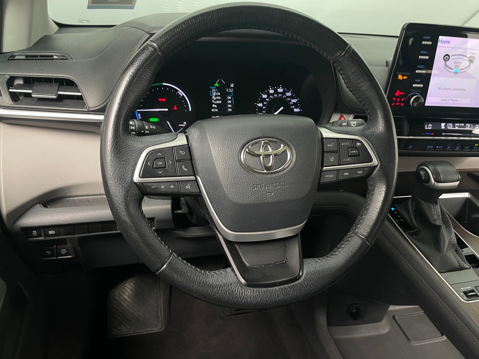 Thumbnail: 2022 Toyota Sienna - 4