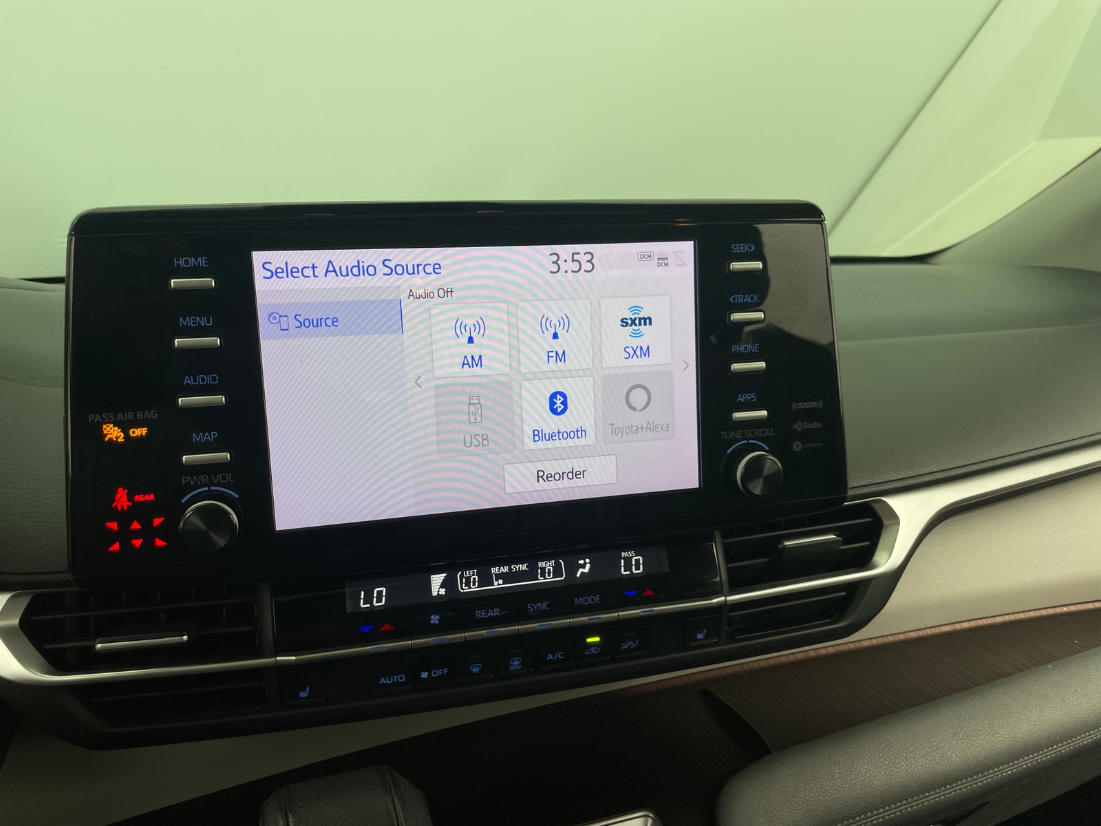 Thumbnail: 2022 Toyota Sienna - 3