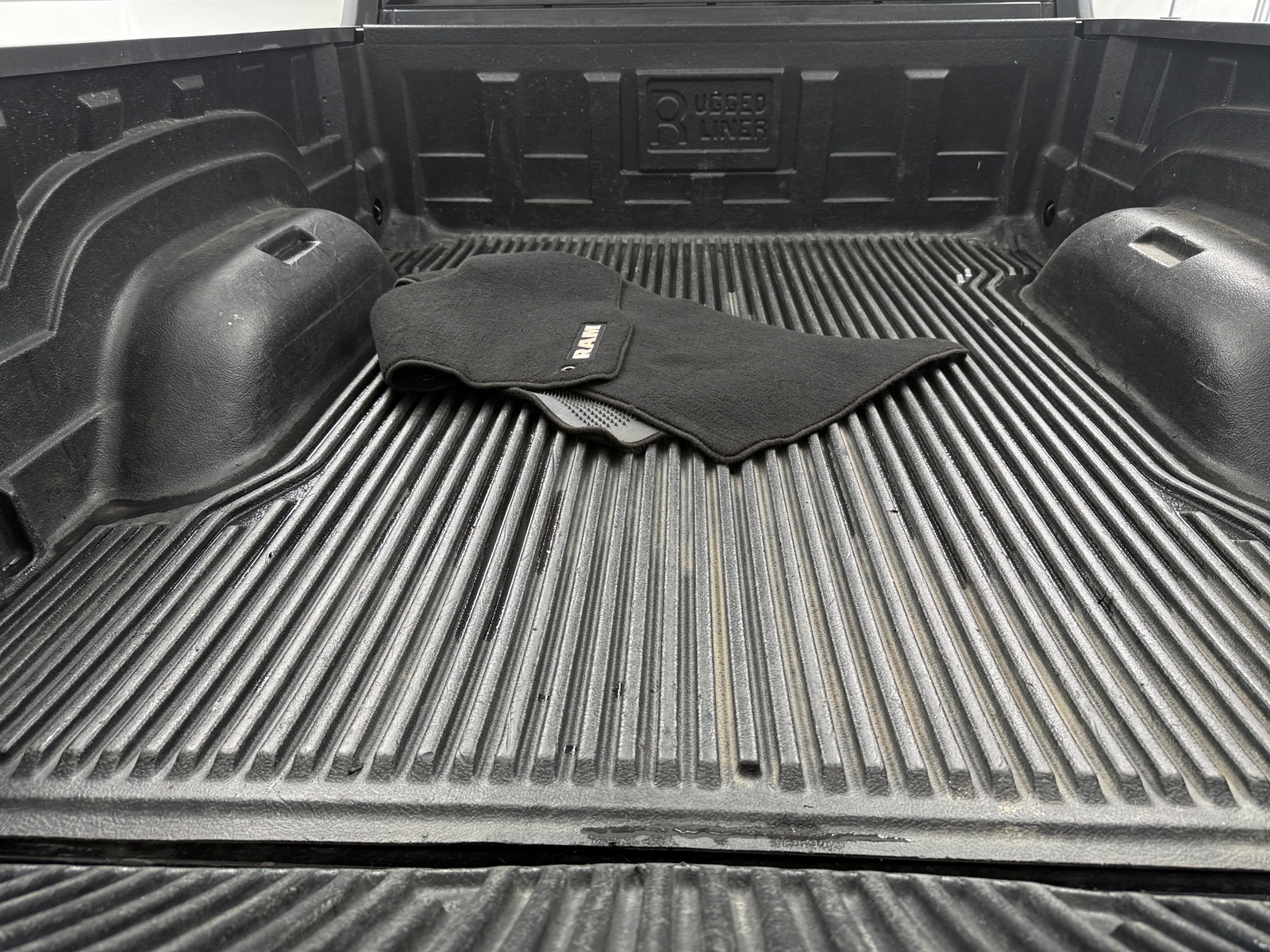 Thumbnail: 2019 RAM 1500 Classic - 7