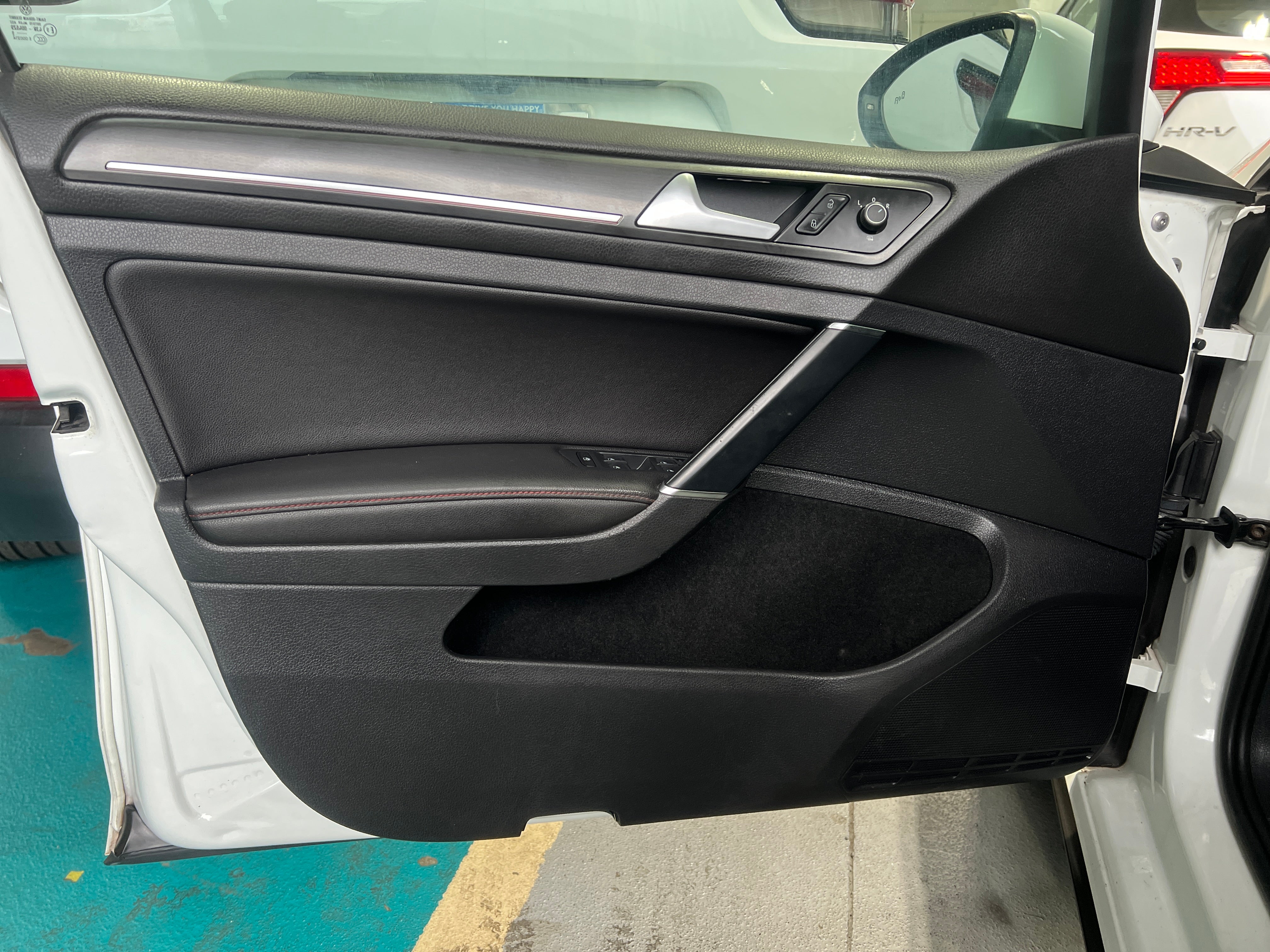 3VW6T7AU2KM013387