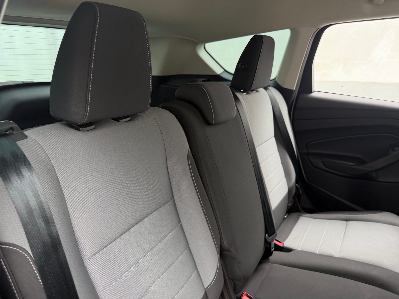 Thumbnail: 2017 Ford Escape - 6
