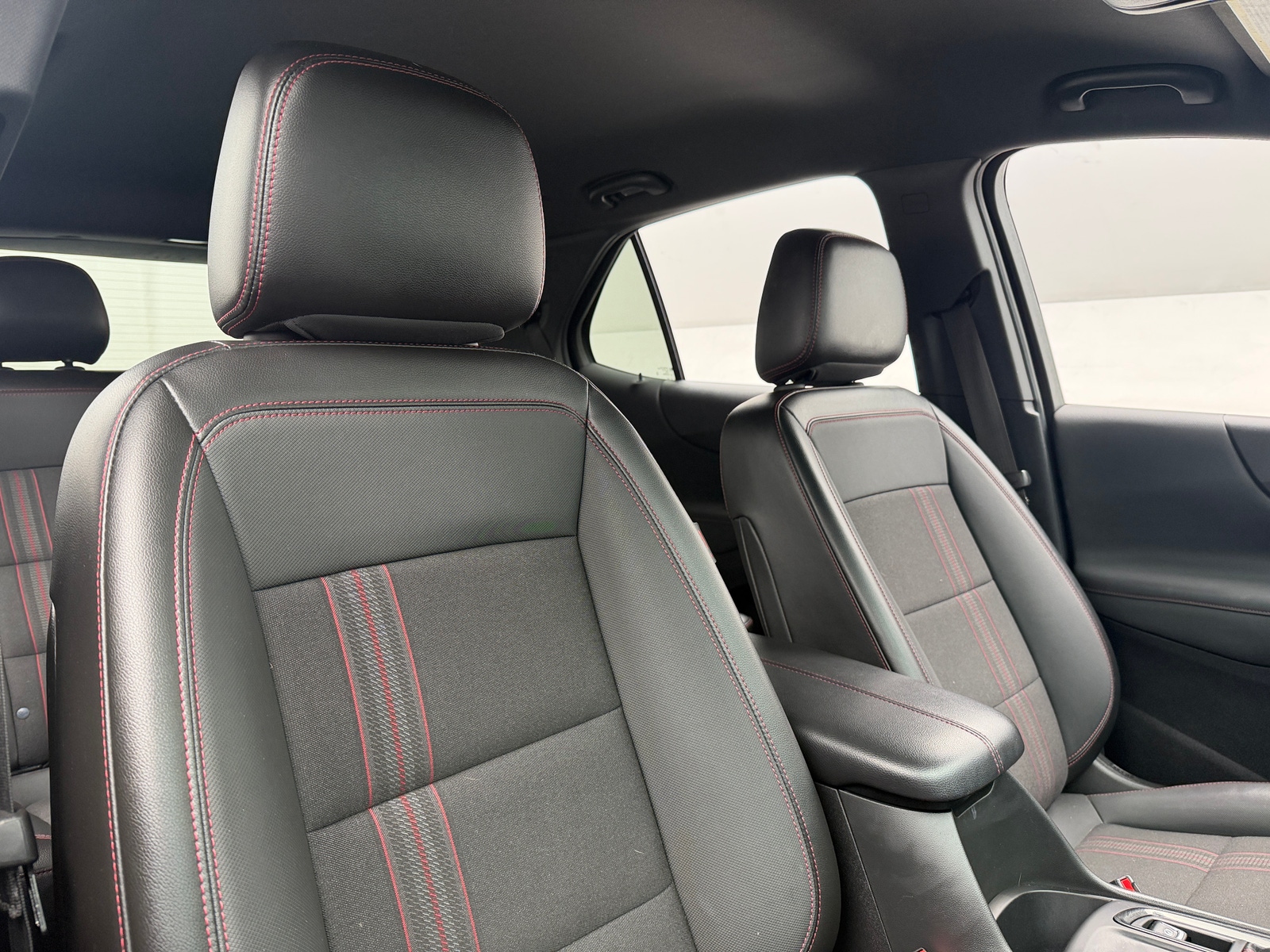 Thumbnail: 2023 Chevrolet Equinox - 2