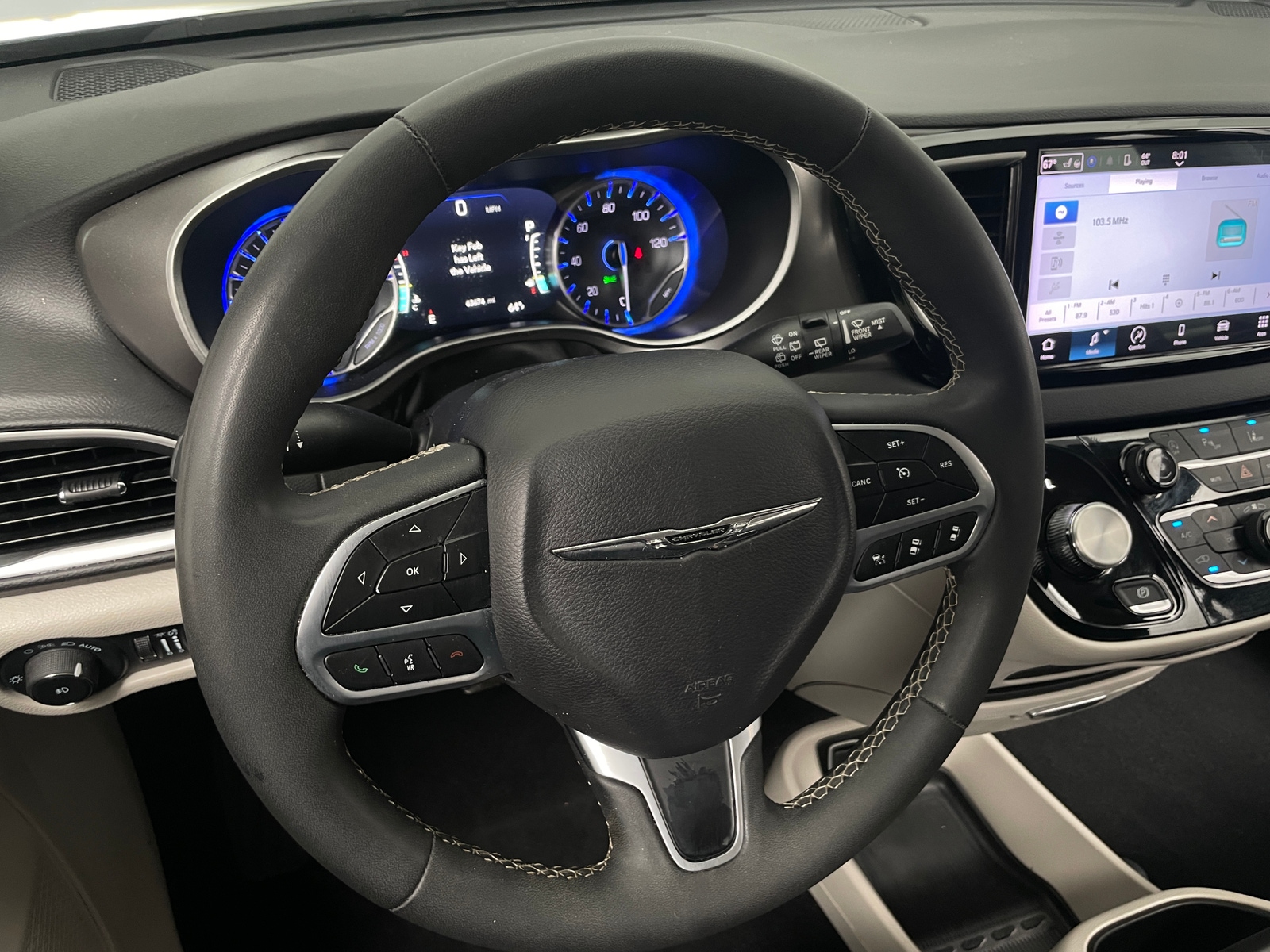 Thumbnail: 2024 Chrysler Pacifica - 4