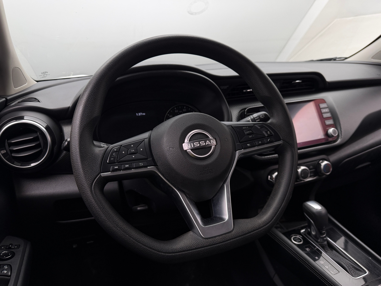 Thumbnail: 2023 Nissan Kicks - 5